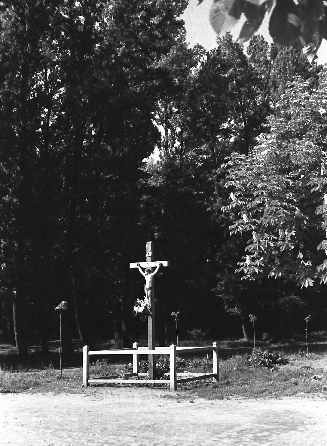 1956, Pálfi Balázs, religion, cross, crucifix, Fortepan #23743