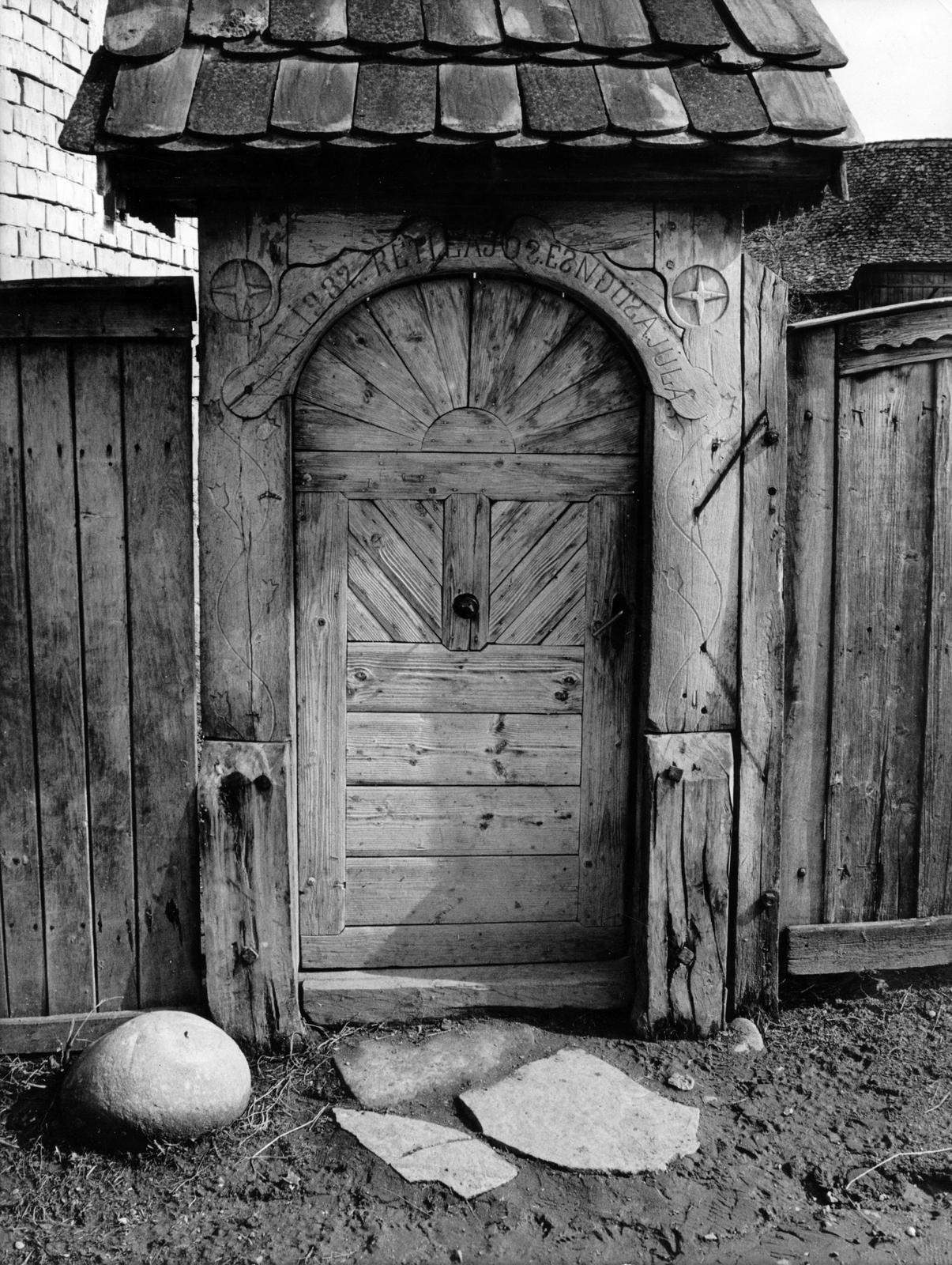 1974, Ódon Antikvárium, Kútvölgyi Mihály, Fortepan #237590