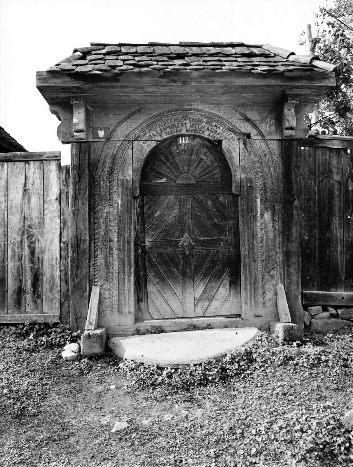 1974, Ódon Antikvárium, Kútvölgyi Mihály, Fortepan #237811