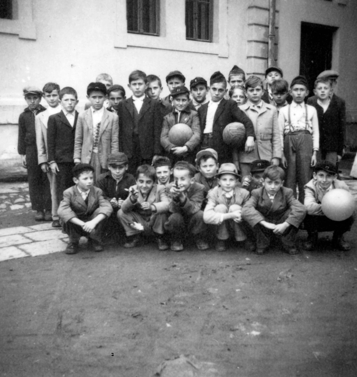 1952, Kővári Brigitta, class photo, kids, soccer ball, Fortepan #23788