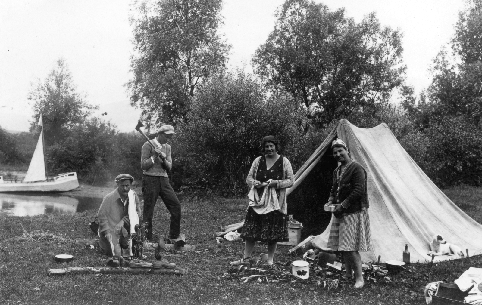 1934, Kővári Brigitta, sailboat, tableau, women, men, tent, picnic, shore, tool, Fortepan #23791