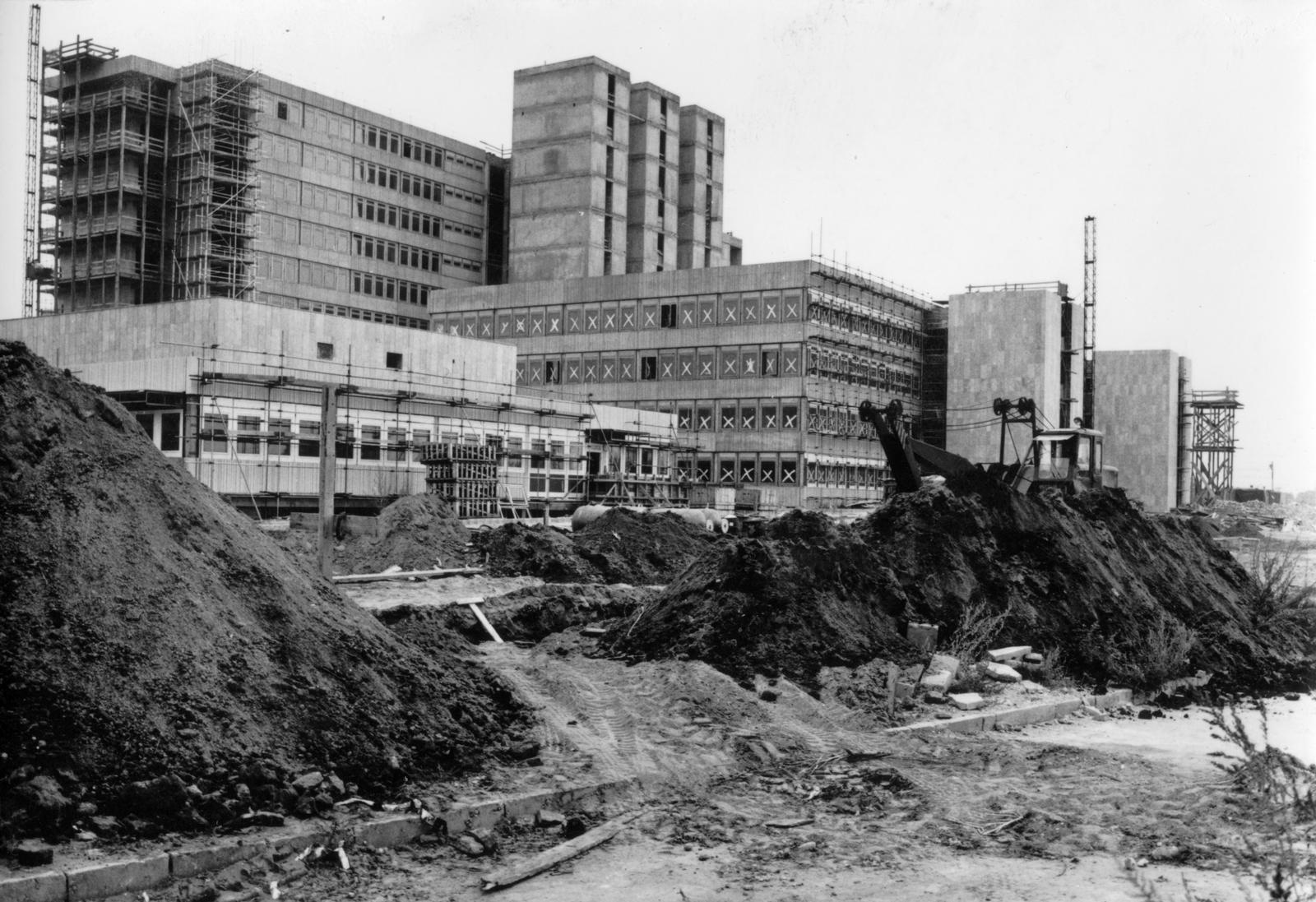 1980, Középületépítő Vállalat - Kreszán Albert - Koczka András - Kemecsei József, Fortepan #238112