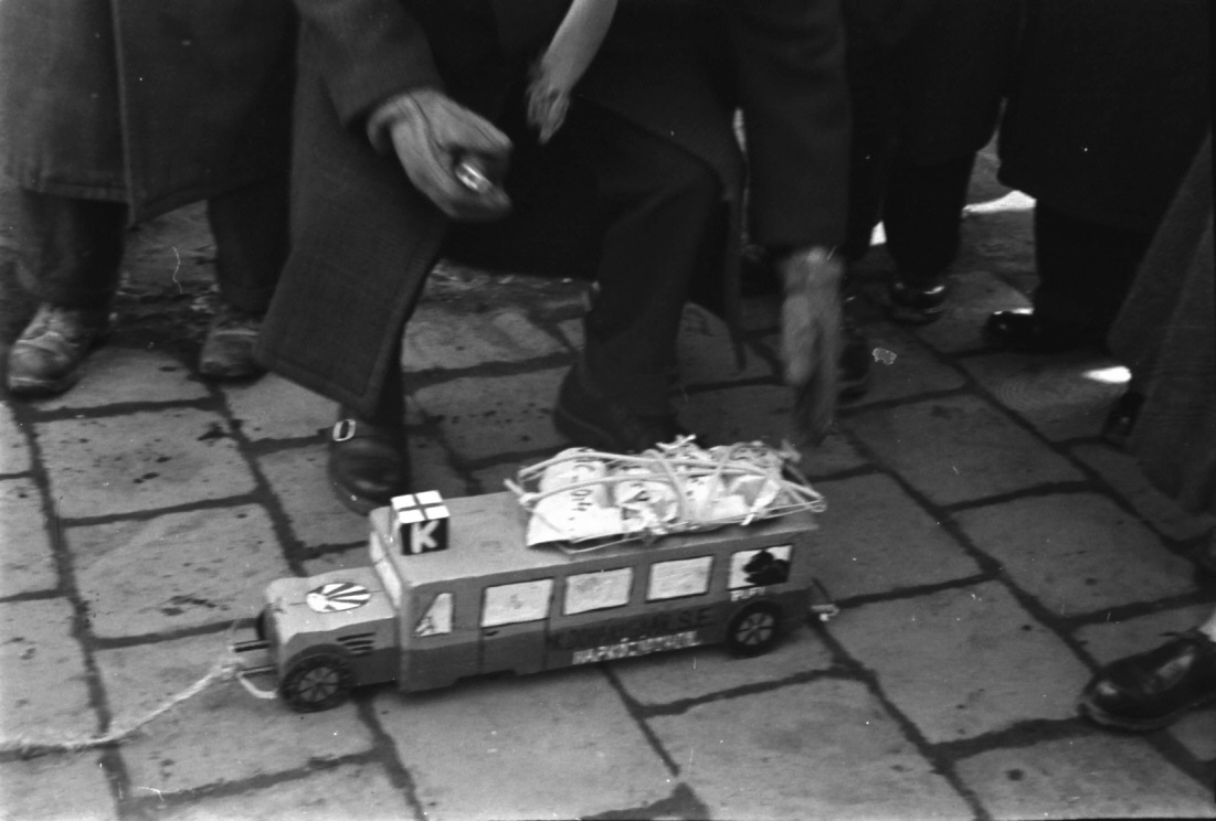 Hungary, Budapest, 1955, Pálfi Balázs, bus, model, Fortepan #23849