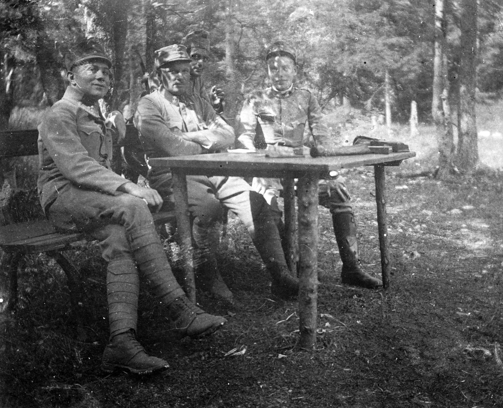 1916, Vogl Elemér, First World War, uniform, tableau, men, arms crossed over the chest, Fortepan #23898