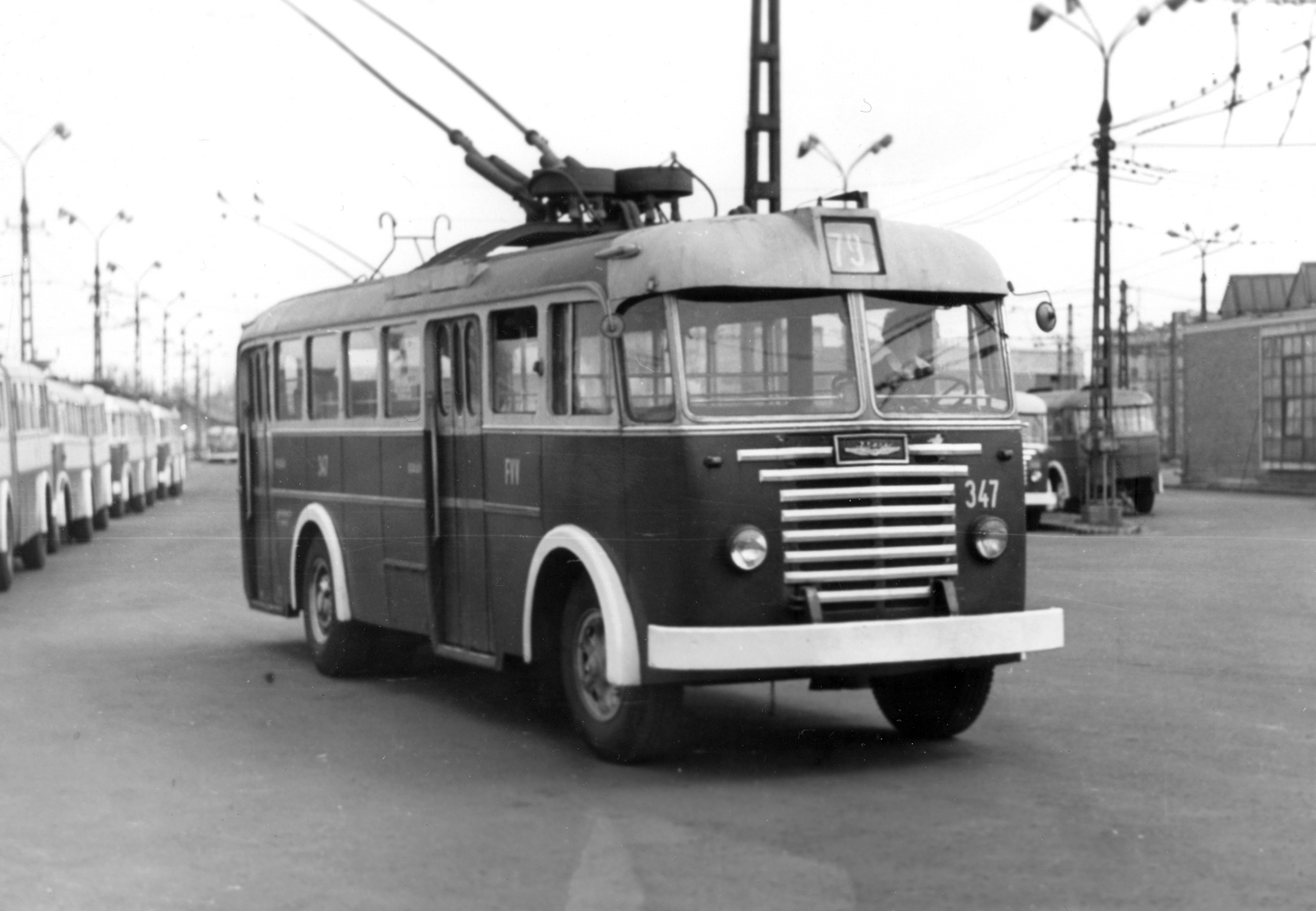 Hungary, Budapest X., Pongrácz út, járműtelep., 1962, Farnadi Zsolt, Hungarian brand, Ikarus-brand, trolley bus, Ikarus 60T articulated, Budapest, Fortepan #24062