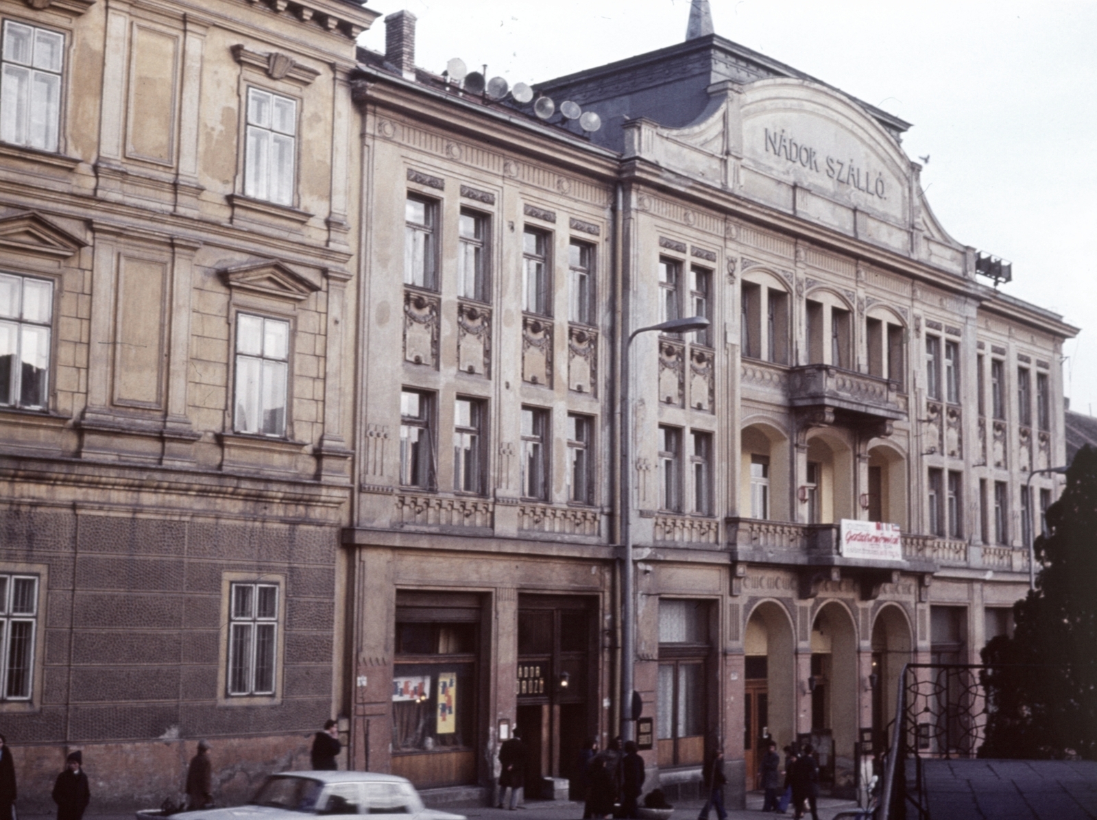 Hungary, Pécs, Széchenyi tér, Nádor Szálló., 1974, Majercsik Tamás, hospitality, colorful, hotel, Imre Schlauch-design, Fortepan #24069