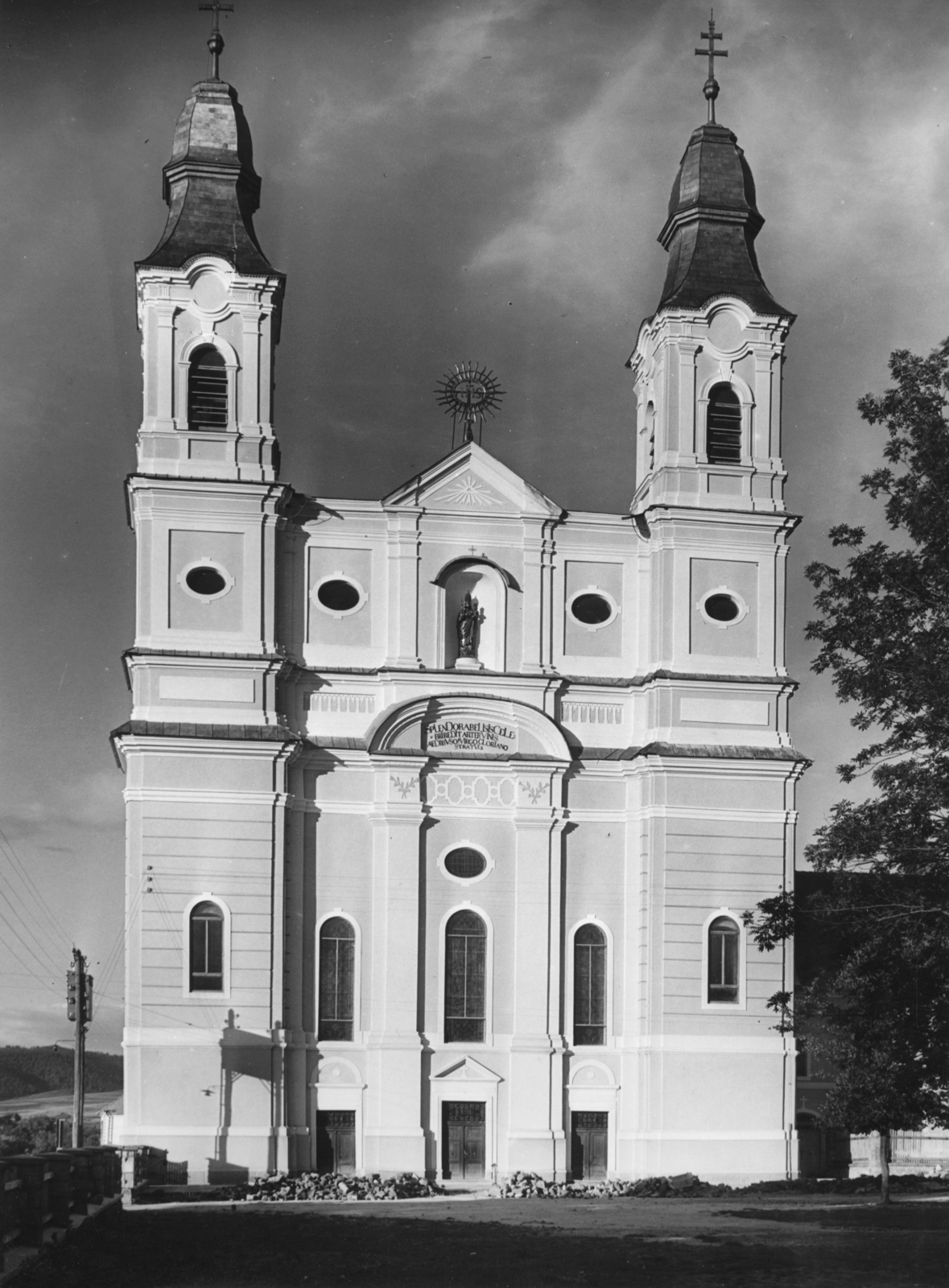 Romania,Transylvania, Miercurea Ciuc, Csíksomlyó (ekkor önálló), Kegytemplom., 1940, Somlai Tibor, church, Fortepan #24210