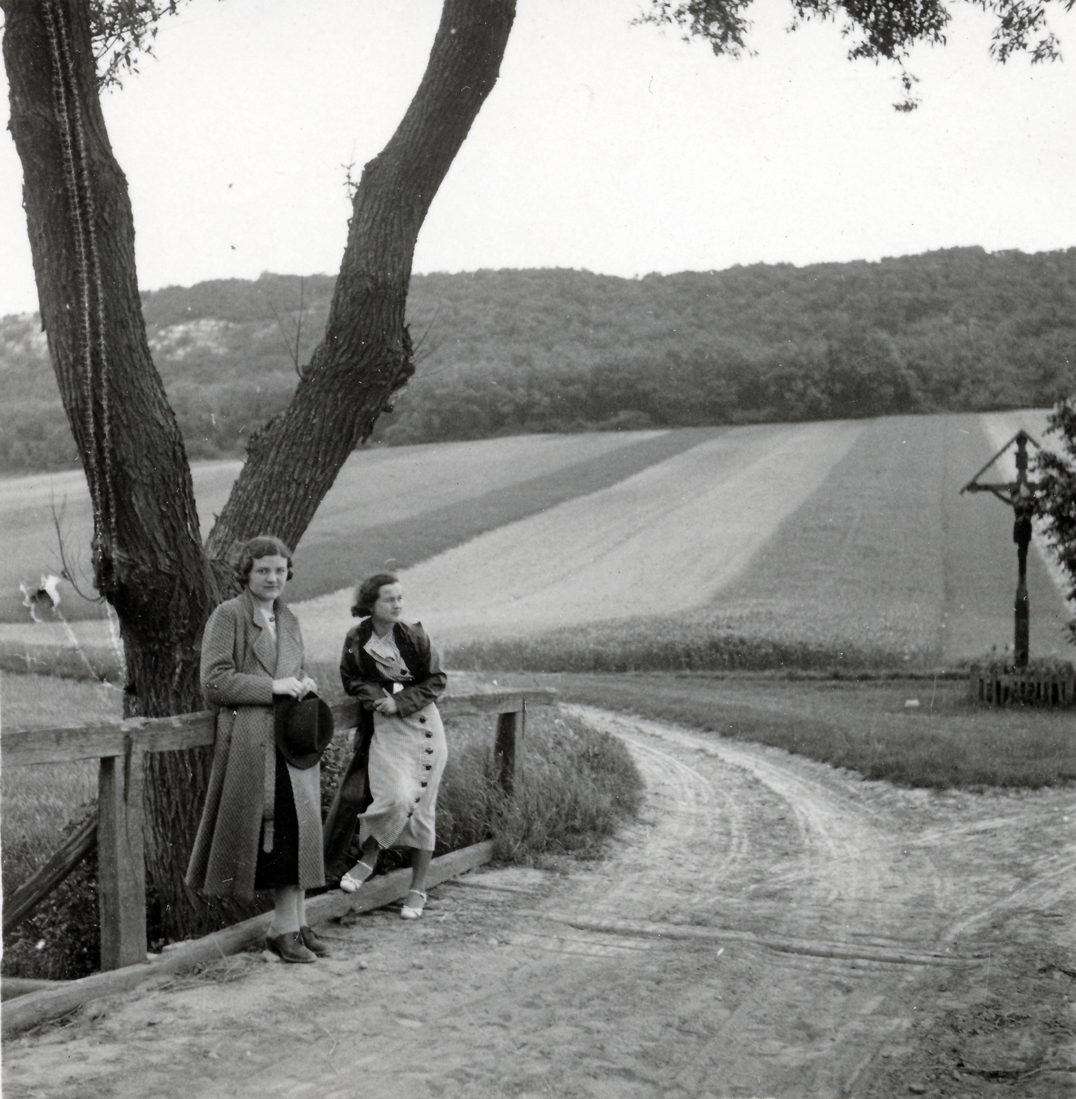 1936, Lőrincze Judit, bridge, crucifix, Fortepan #24485