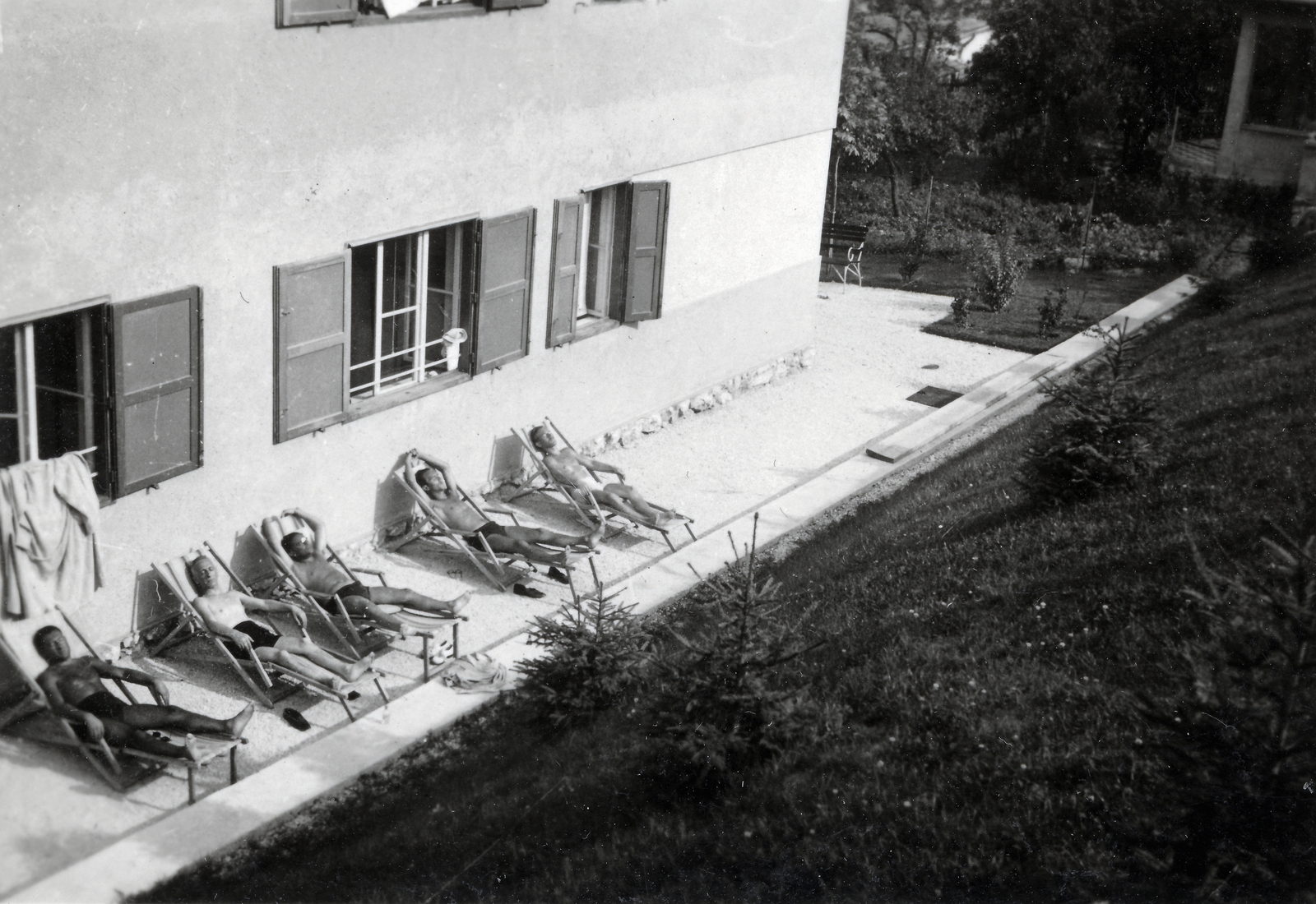 1937, Lőrincze Judit, bathing suit, men, sunbathe, deck chair, Fortepan #24573