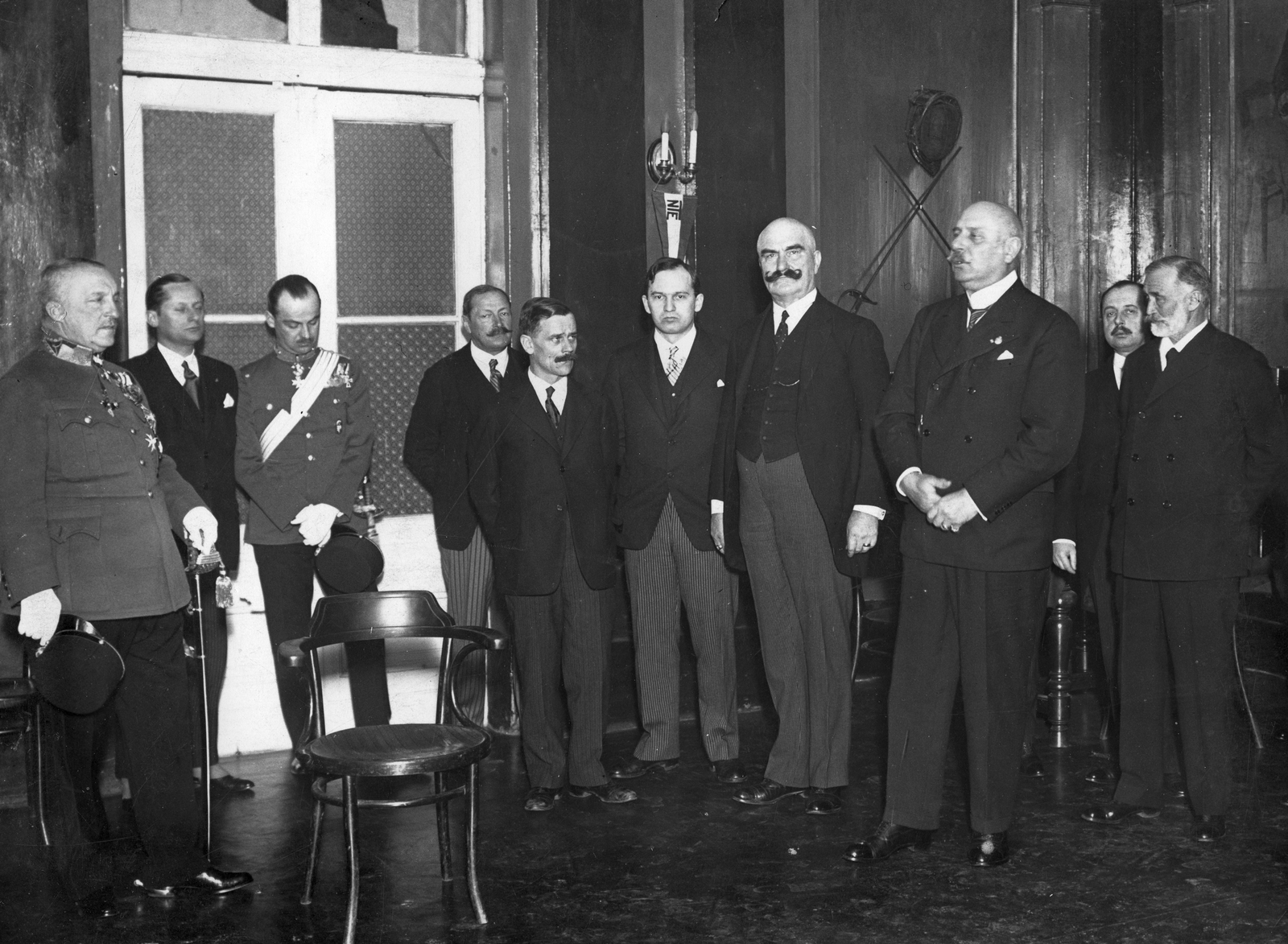 Magyarország, Balra József királyi herceg, jobbról a harmadik Pekár Gyula író, politikus., 1931, Katona Zoltán, híres ember, thonet, arisztokrácia, fogadás, Fortepan #24600