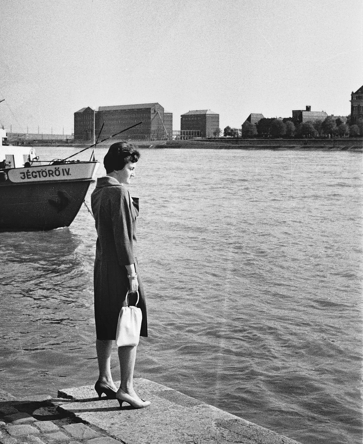 Hungary, Budapest IX., pesti alsó rakpart, szemben a Műszaki Egyetem épületei., 1962, Tóth Károly dr, ship, Budapest, 4th Jégtörő-ship, Fortepan #24865