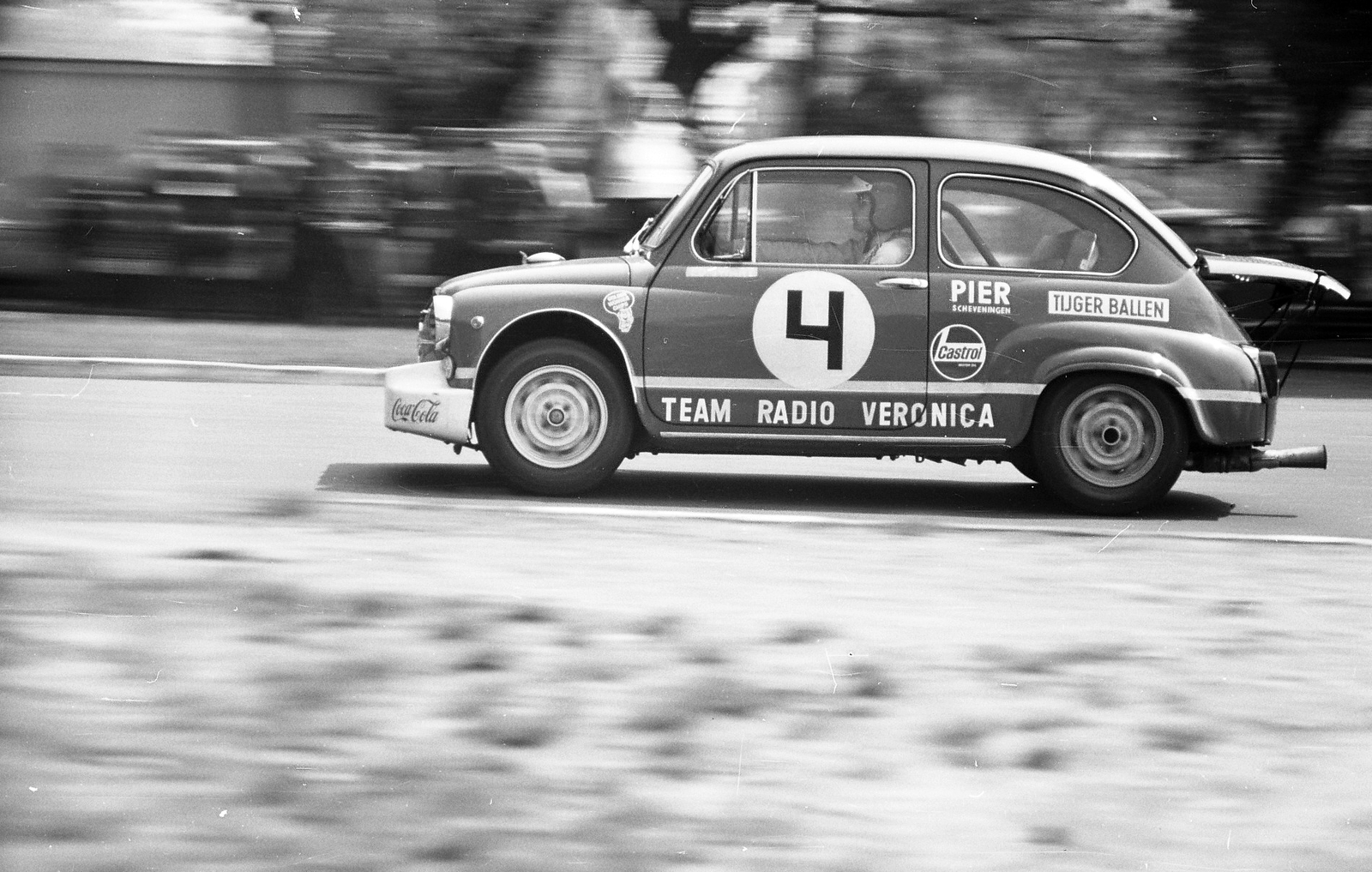 Magyarország, Népliget, Budapest X., Budapest Nagydíj, túraautó EB futam, Abarth 850 TC versenyautó., 1969, Tóth Károly dr, Fiat-márka, olasz gyártmány, autóverseny, automobil, Fiat-Abarth 850 TC, Budapest, Fortepan #24979