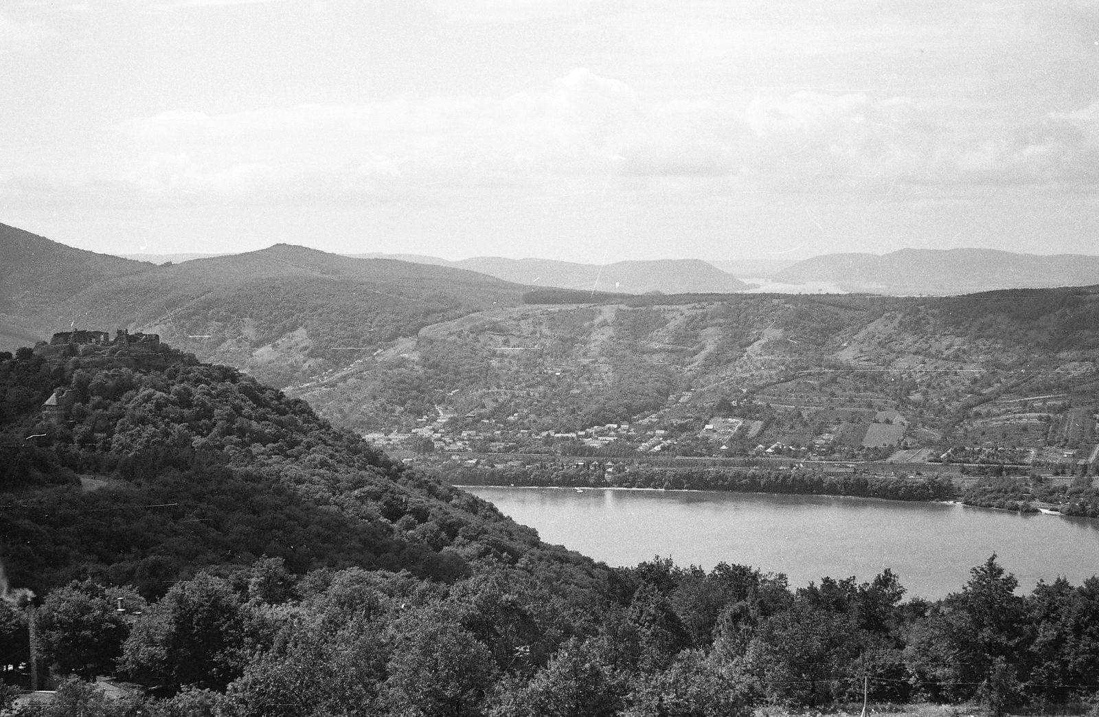 Magyarország, Dunakanyar, Visegrád, Fellegvár a Nagyvillámról nézve., 1969, Tóth Károly dr, Fortepan #24997