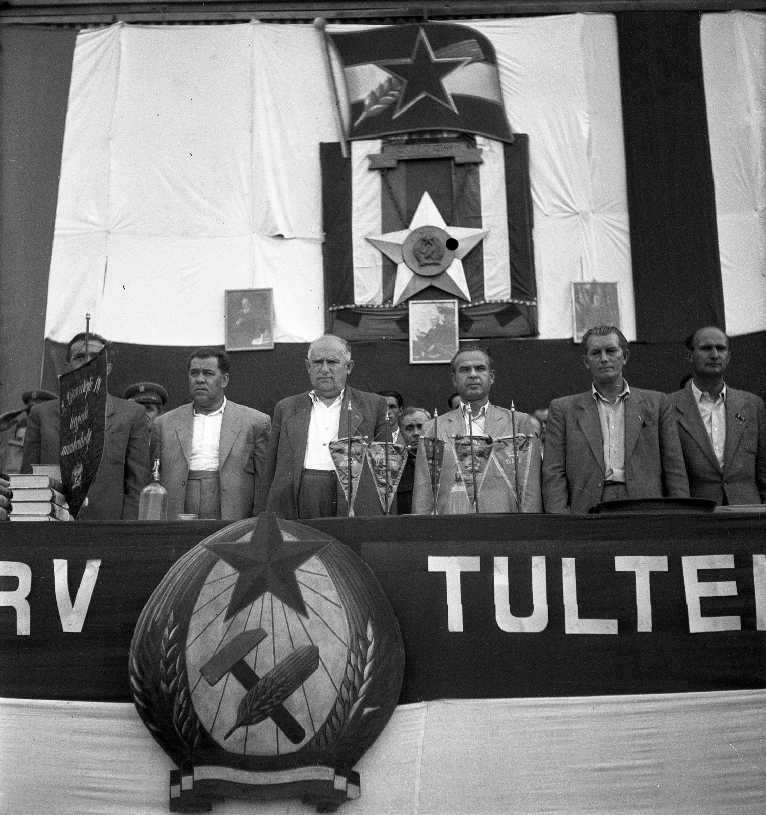 Hungary, balról a harmadik Bebrits Lajos közlekedés- és postaügyi miniszter., 1951, UVATERV, flag, political decoration, Red Star, national emblem, crest, Fortepan #2500