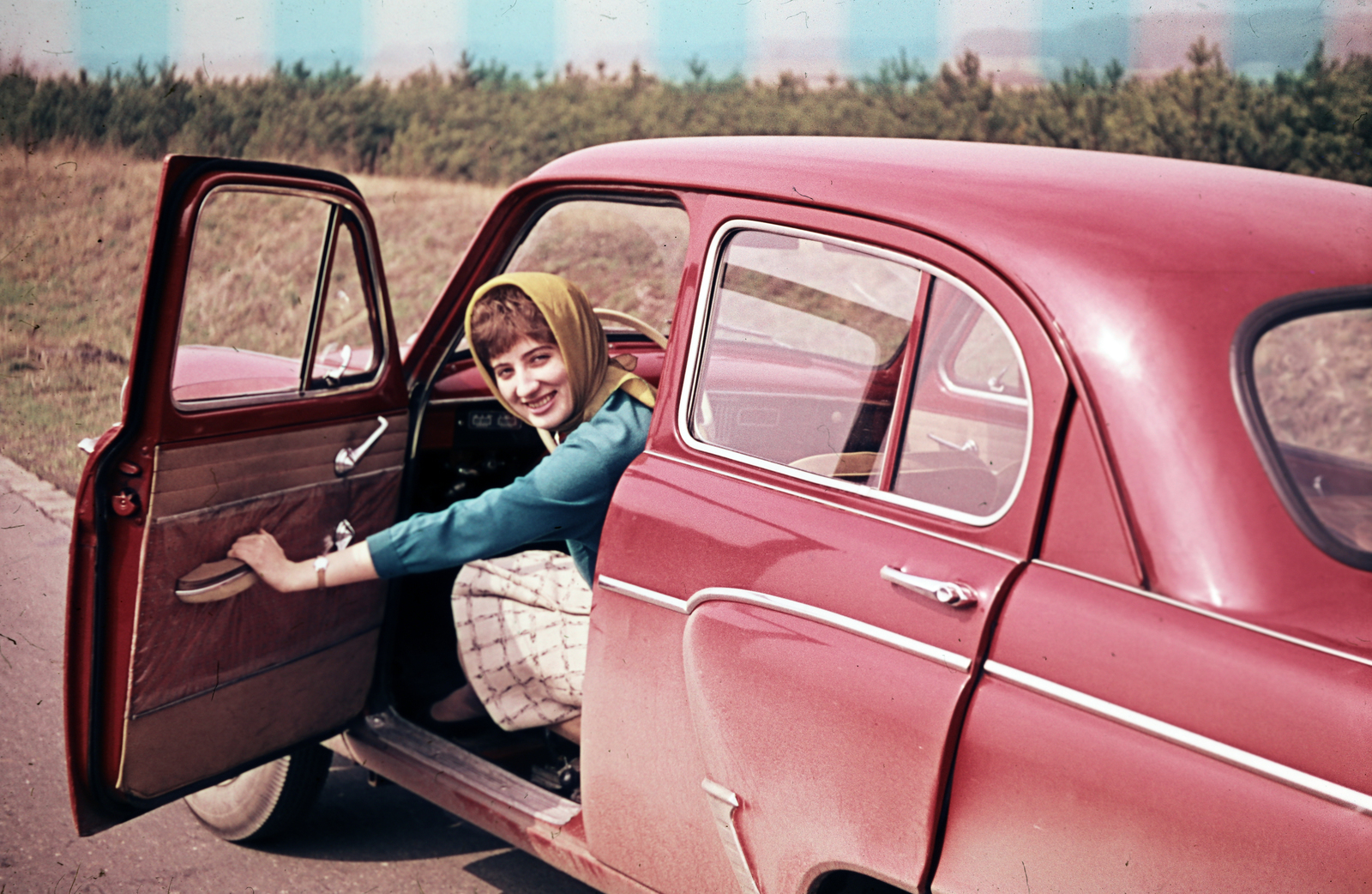 1965, N. Kósa Judit, colorful, Moskvitch-brand, girls'n'cars, headscarf, Fortepan #250004