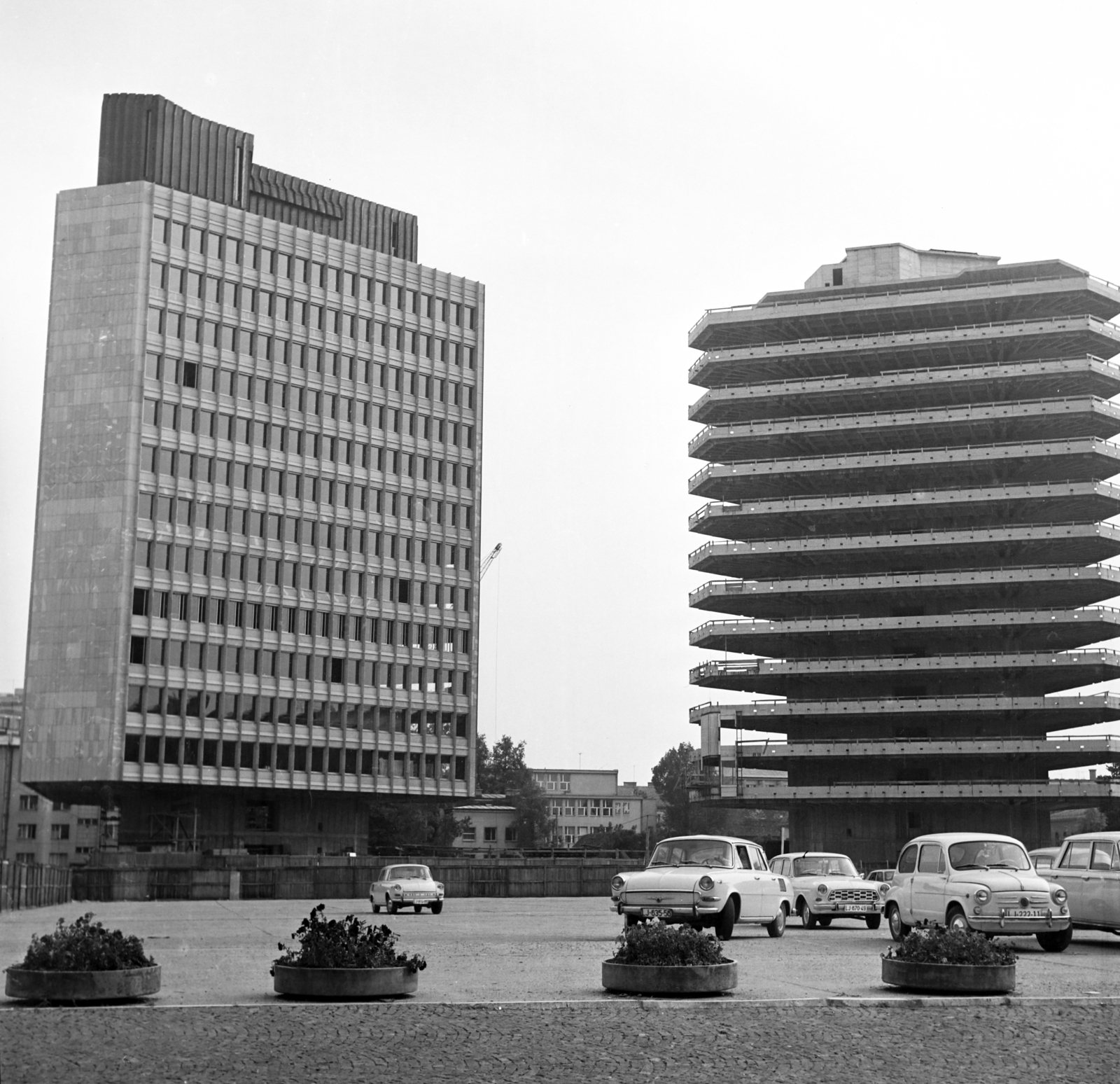 Slovenia, Ljubljana, Trg Republike., 1975, Vimola Károly, Fortepan #250290