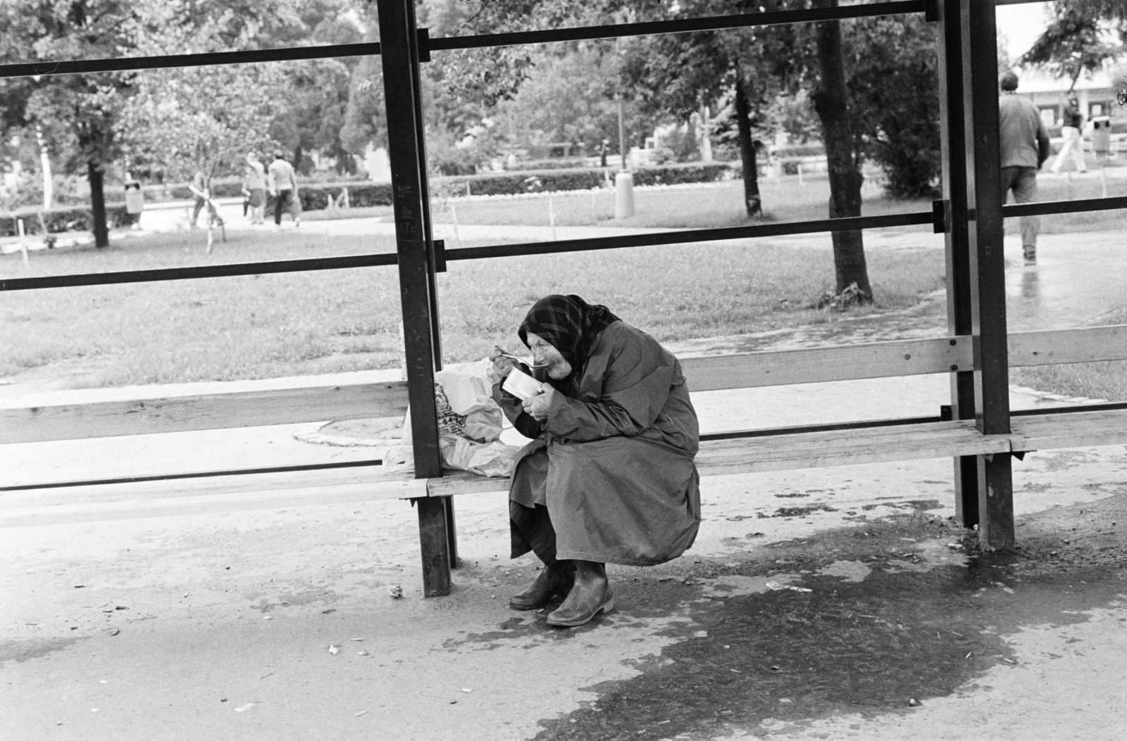 Slovakia, Levice, 1989, Vimola Károly, poverty, solitude, meal, Fortepan #250413