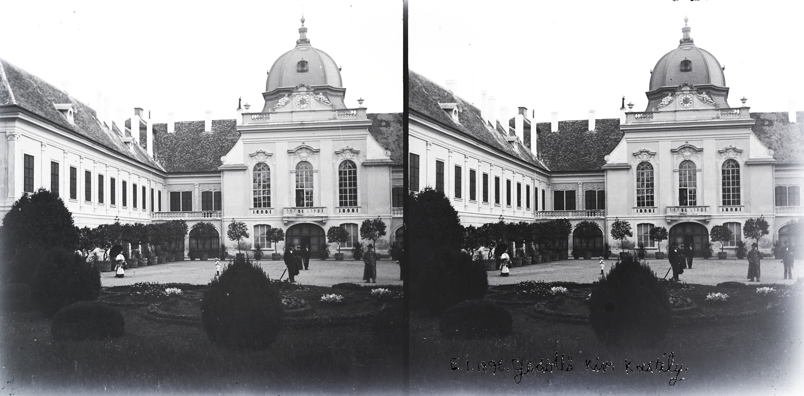 Hungary, Gödöllő, Gödöllői Királyi Kastély, főépület a belső udvar felől nézvel. A felvétel 1896-ban készült., 1900, Vincent Till Baumgartner, castle, stereophoto, Fortepan #250616