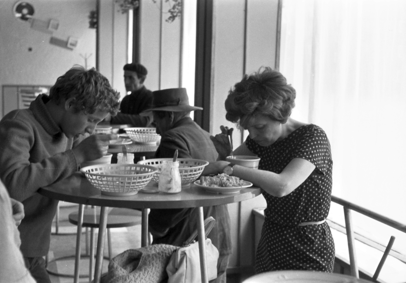 1970, Nagy József, meal, standing table, Fortepan #25104