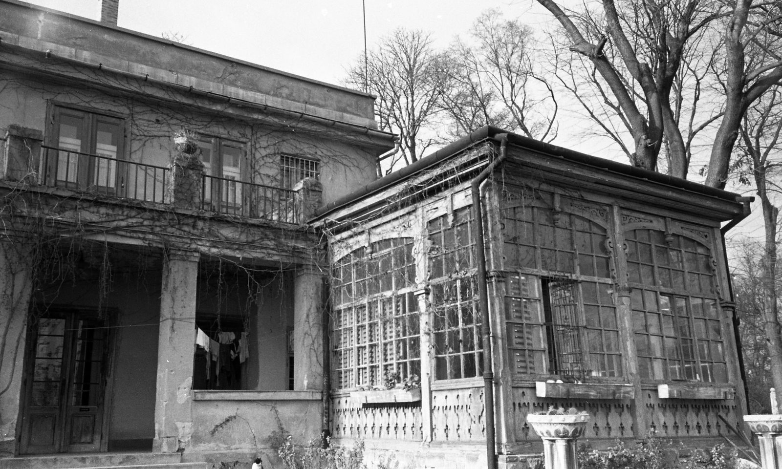 Hungary, Budapest XII., Költő utca 21., Jókai-villa., 1957, FŐMTERV, Budapest, window bars, balcony, Fortepan #251122