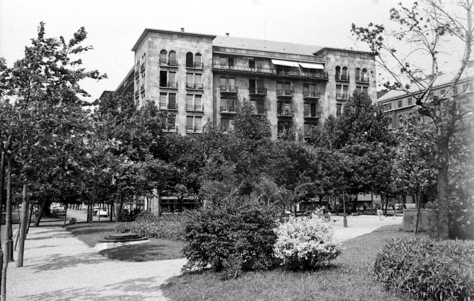 Magyarország, Budapest V., Kossuth Lajos tér, szemben a 18. számú ház., 1961, FŐMTERV, Domonkos Endre, Budapest, Fortepan #251488