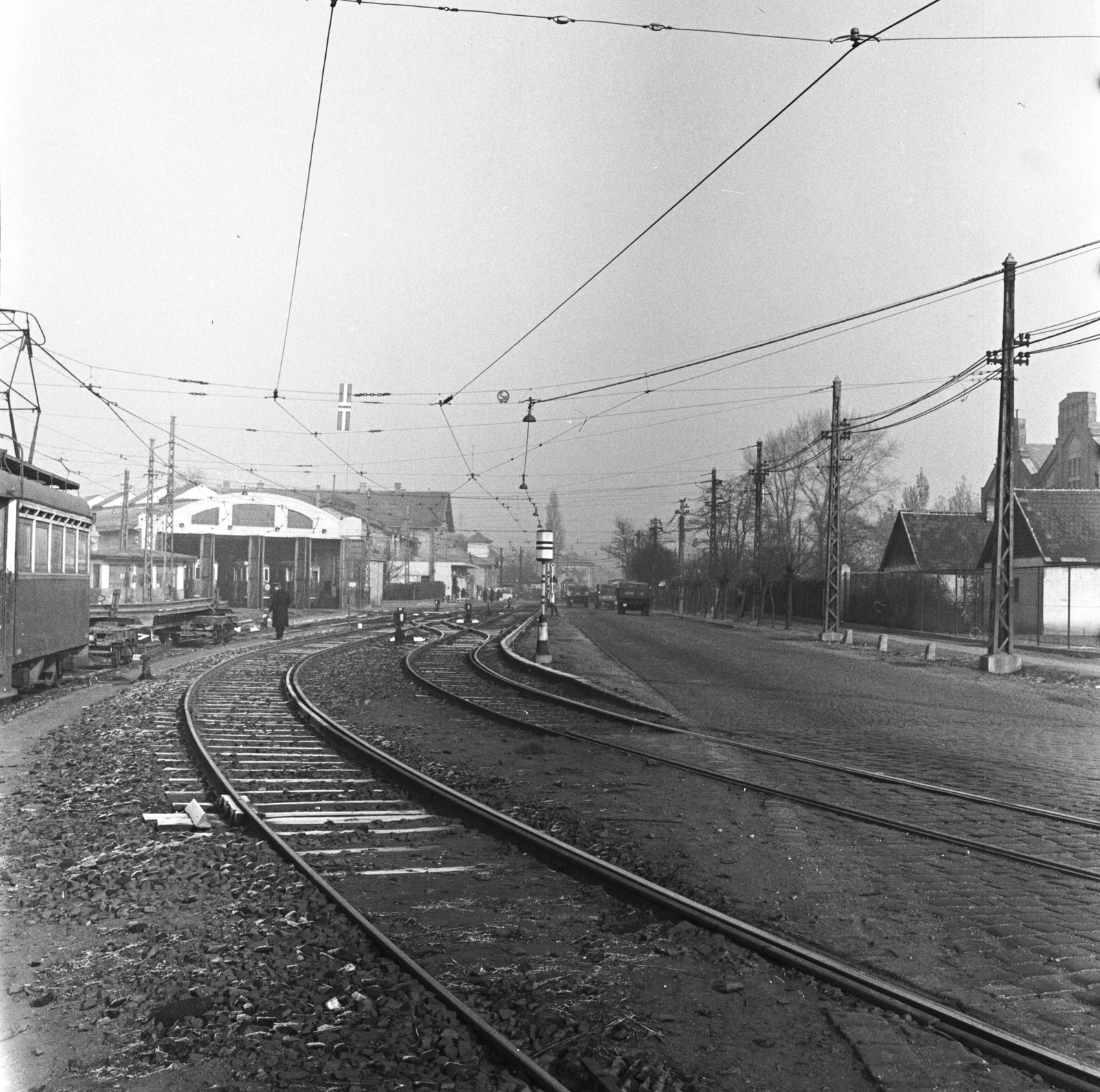 Magyarország, Budapest XI., Fehérvári (Szabadság) út, a felvétel a Budafok kocsiszín előtt készült., 1961, FŐMTERV, Domonkos Endre, Budapest, Fortepan #251629