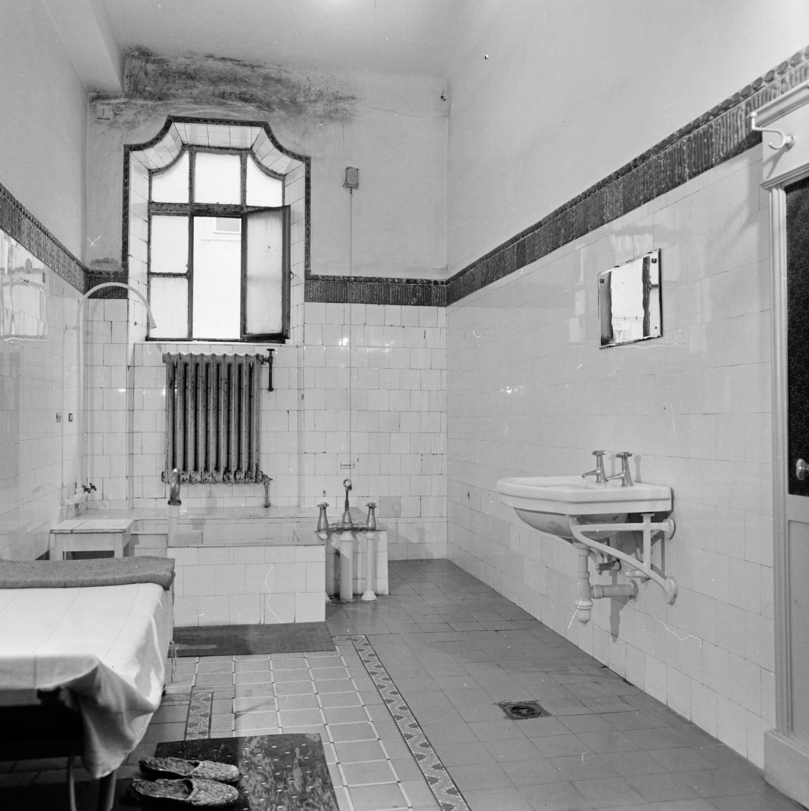 Hungary, Budapest XI., Gellért Gyógyfürdő, kádfürdő., 1963, FŐMTERV, Budapest, Fortepan #251970