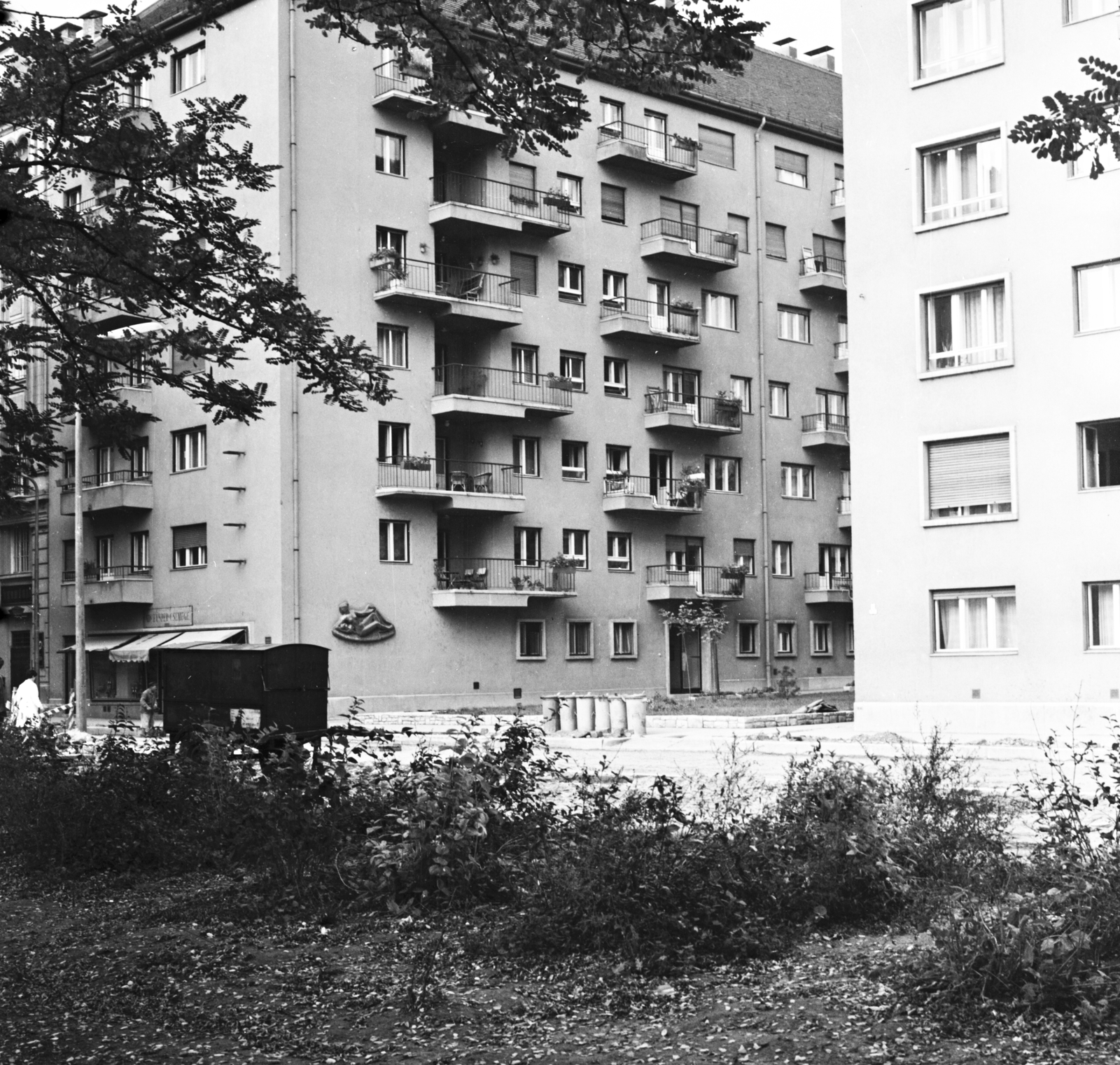 Magyarország, Budapest I., balra az Attila út 25. számú ház., 1963, FŐMTERV, Domonkos Endre, Budapest, Fortepan #251988