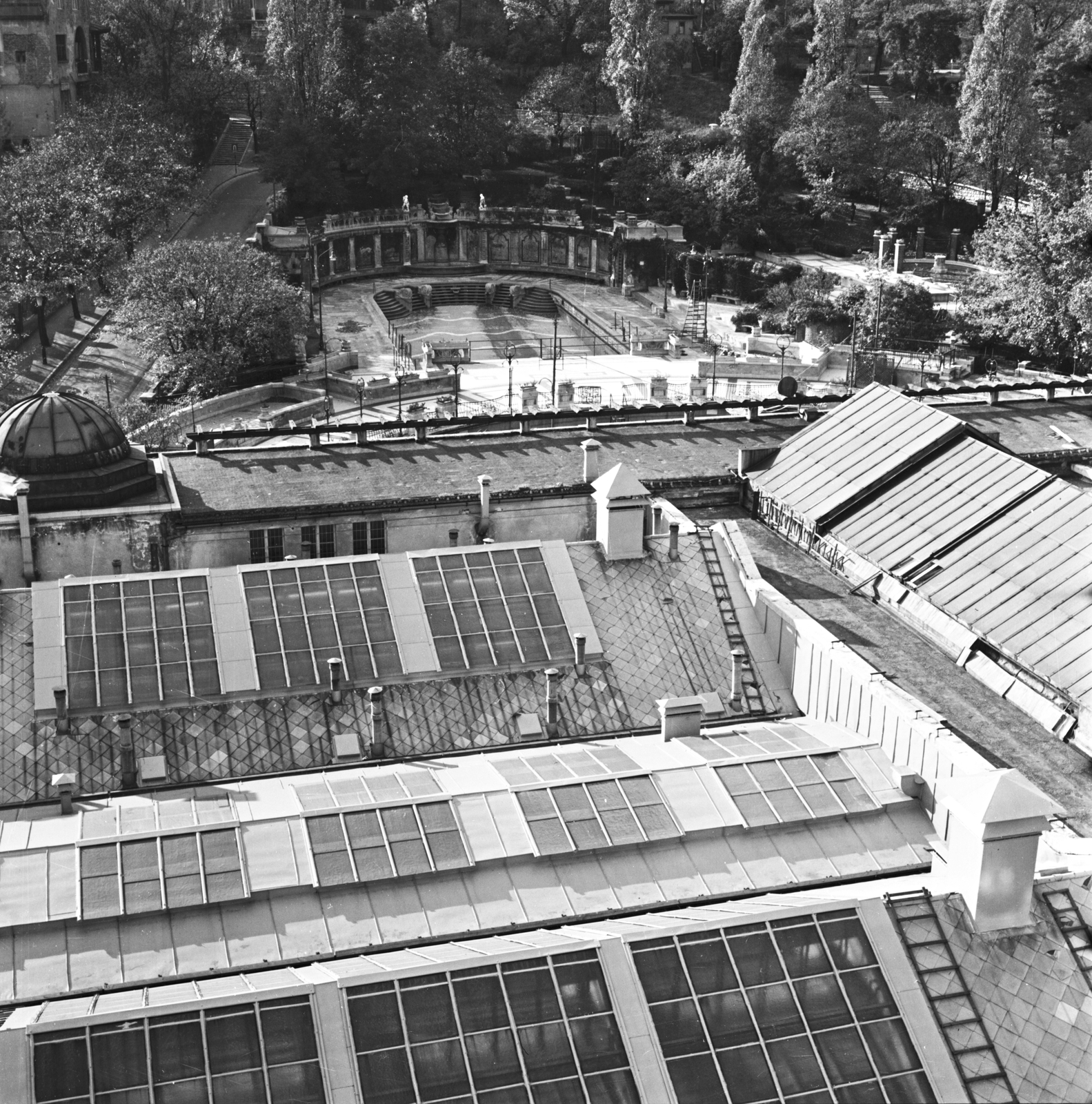 Hungary, Budapest XI., kilátás a Gellért Szállóból a hullámmedence felé., 1963, FŐMTERV, Budapest, Fortepan #252000