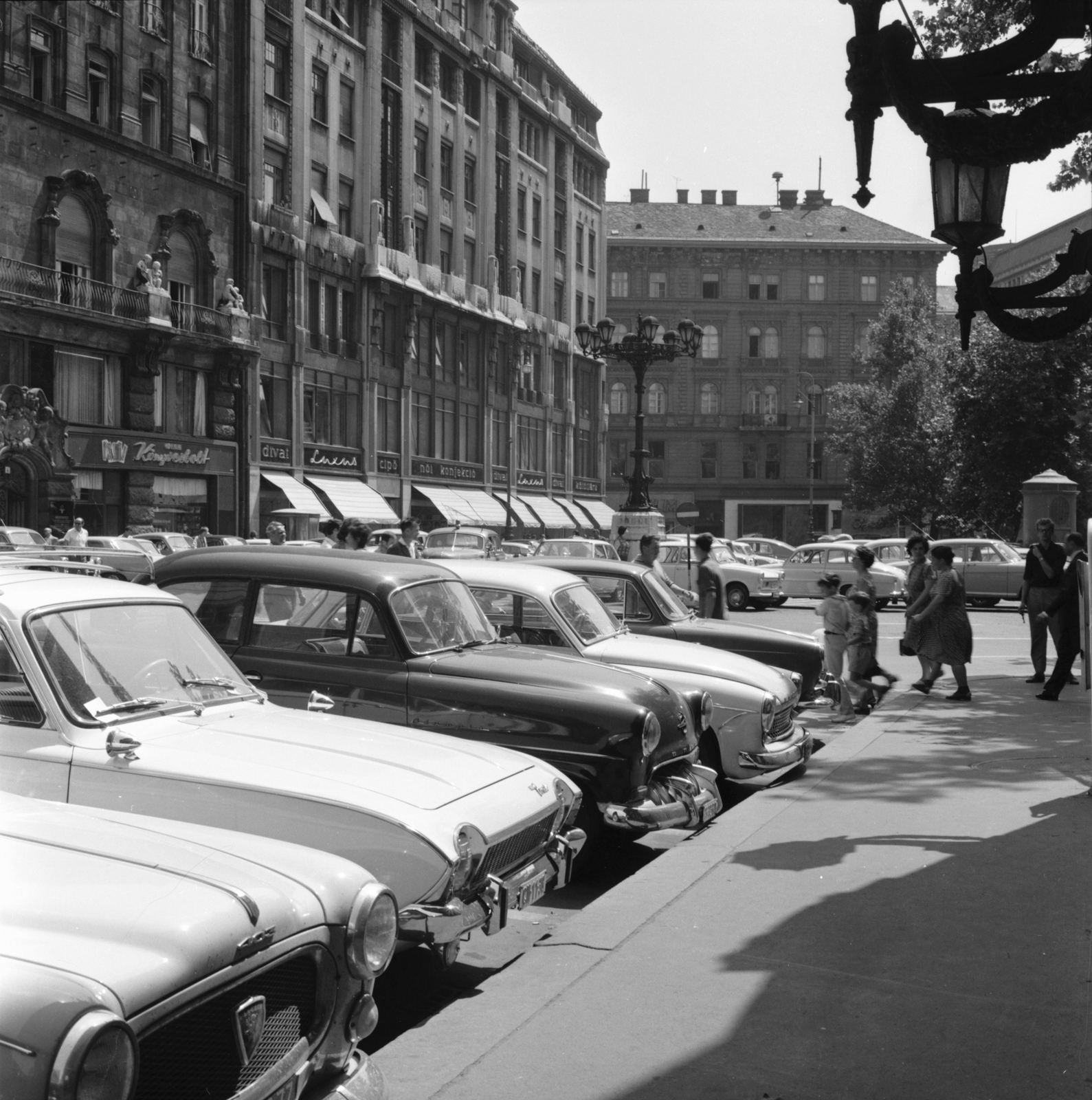 Hungary, Budapest V., Vörösmarty tér., 1966, FŐMTERV, Budapest, Fortepan #252279