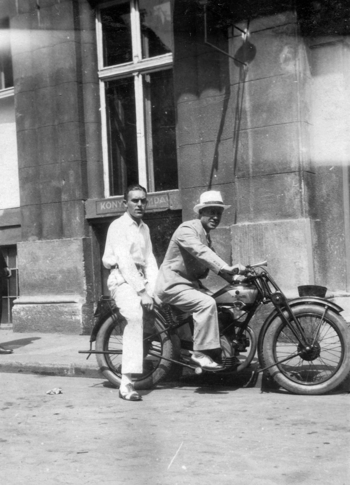 Hungary, AUTOMOTO típusú, francia gyártmányú motorkerékpár., 1935, Fortepan, British brand, AJS-brand, motorcycle, Fortepan #25229