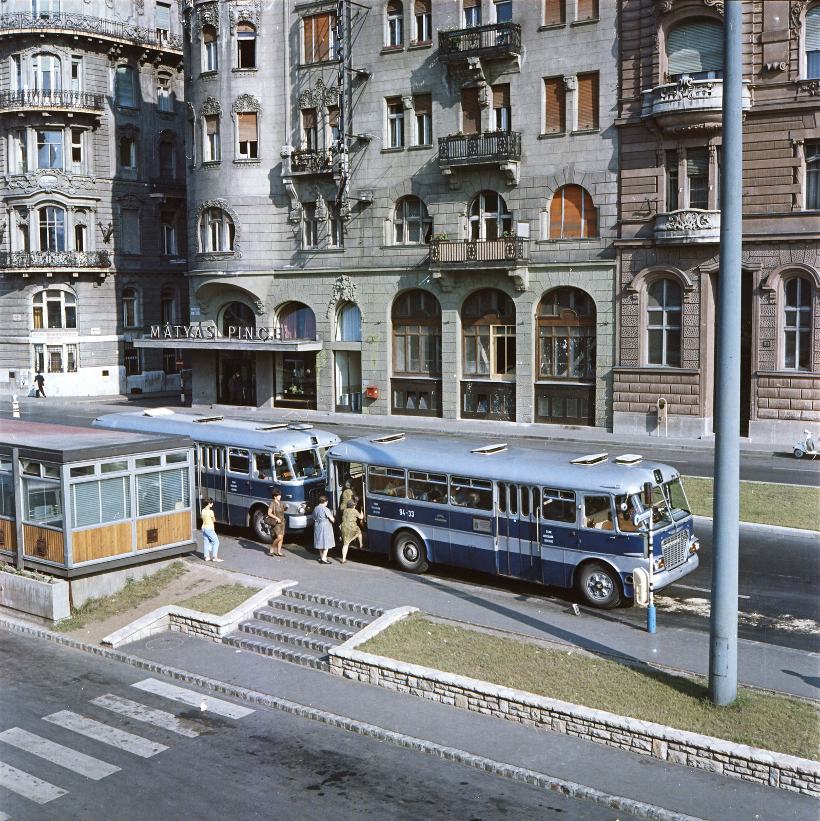 Hungary, Budapest V., Március 15. tér, autóbusz-végállomás., 1966, FŐMTERV, Budapest, Fortepan #252295