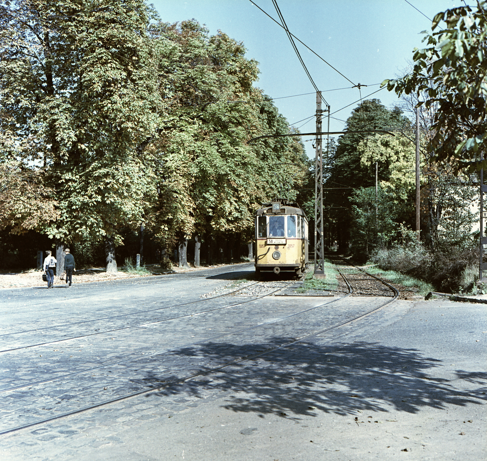 Hungary, Budapest XII., Zugligeti út, 58-as villamos a Virányos út és Zalai út találkozásánál., 1966, FŐMTERV, Budapest, Fortepan #252311