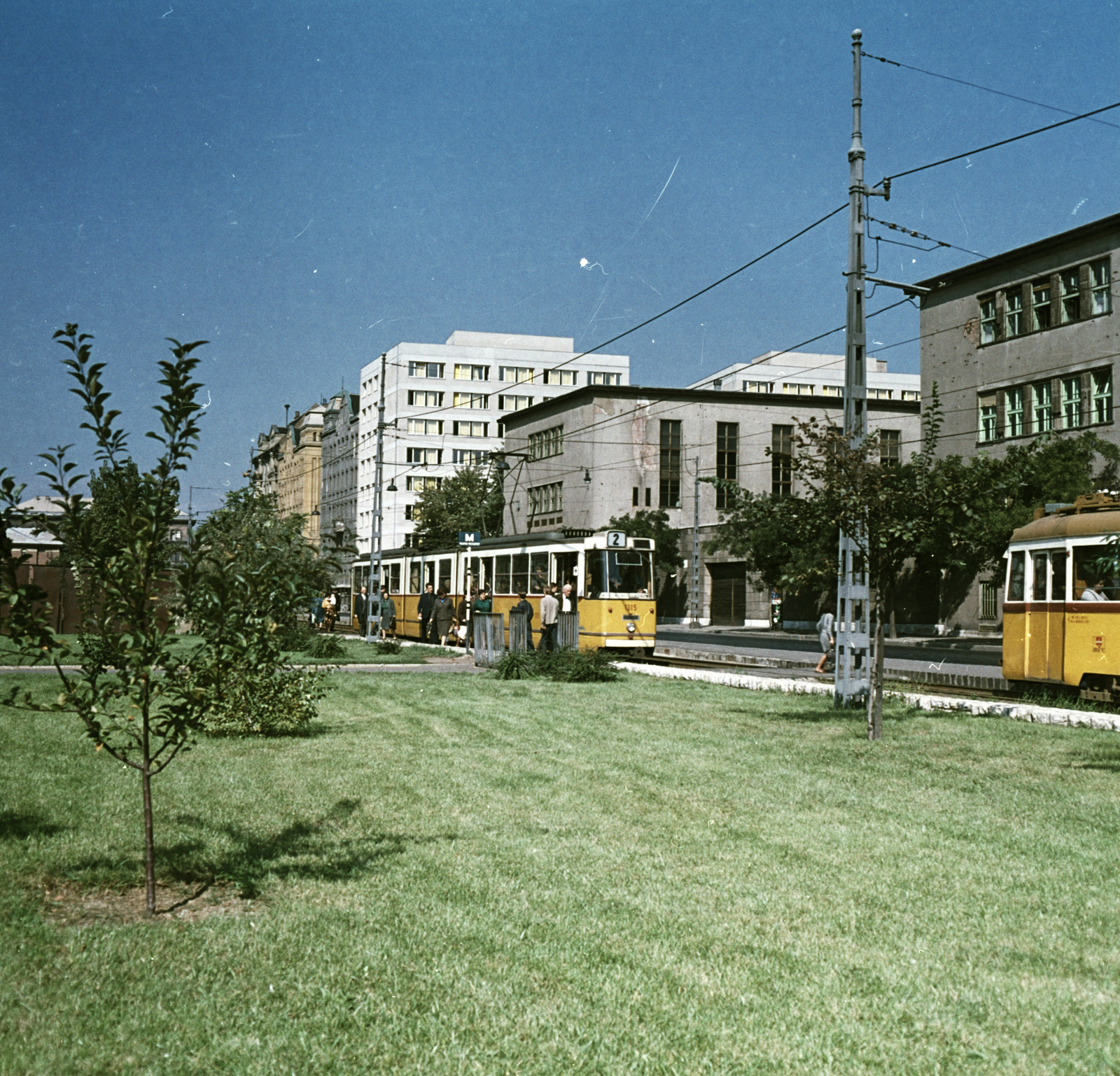 Hungary, Budapest IX., a villamosok mögött a Közraktár utca Kinizsi utca - Zsil utca közötti épülettömbje., 1969, FŐMTERV, Budapest, Fortepan #252598