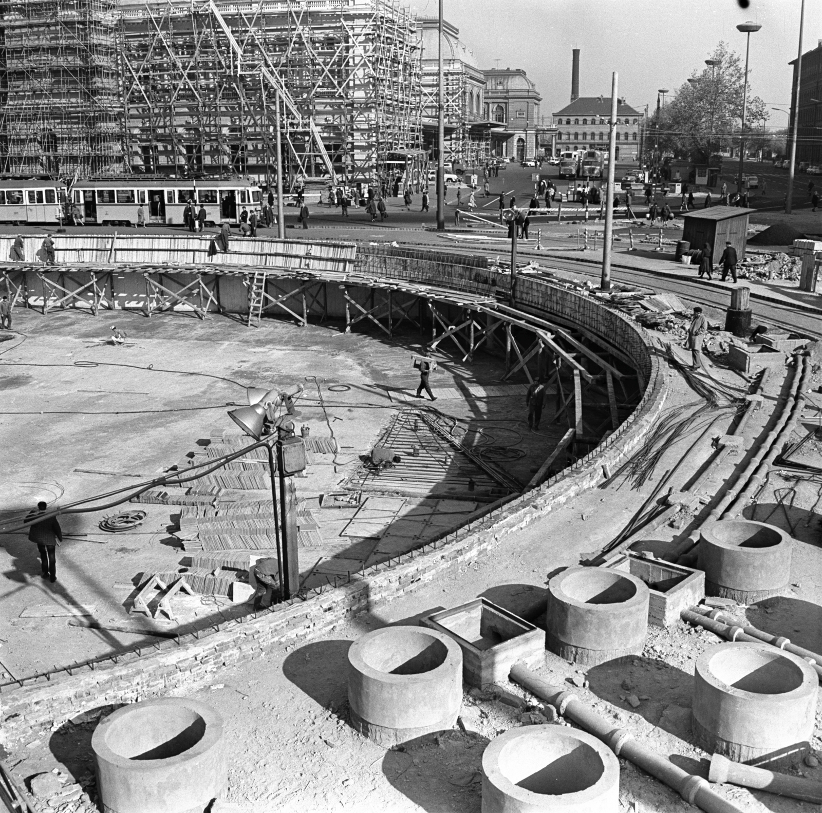 Hungary, Budapest VIII., Baross tér, az aluljáró épitkezése a Keleti pályaudvar előtt, 1969, FŐMTERV, Budapest, Fortepan #252634