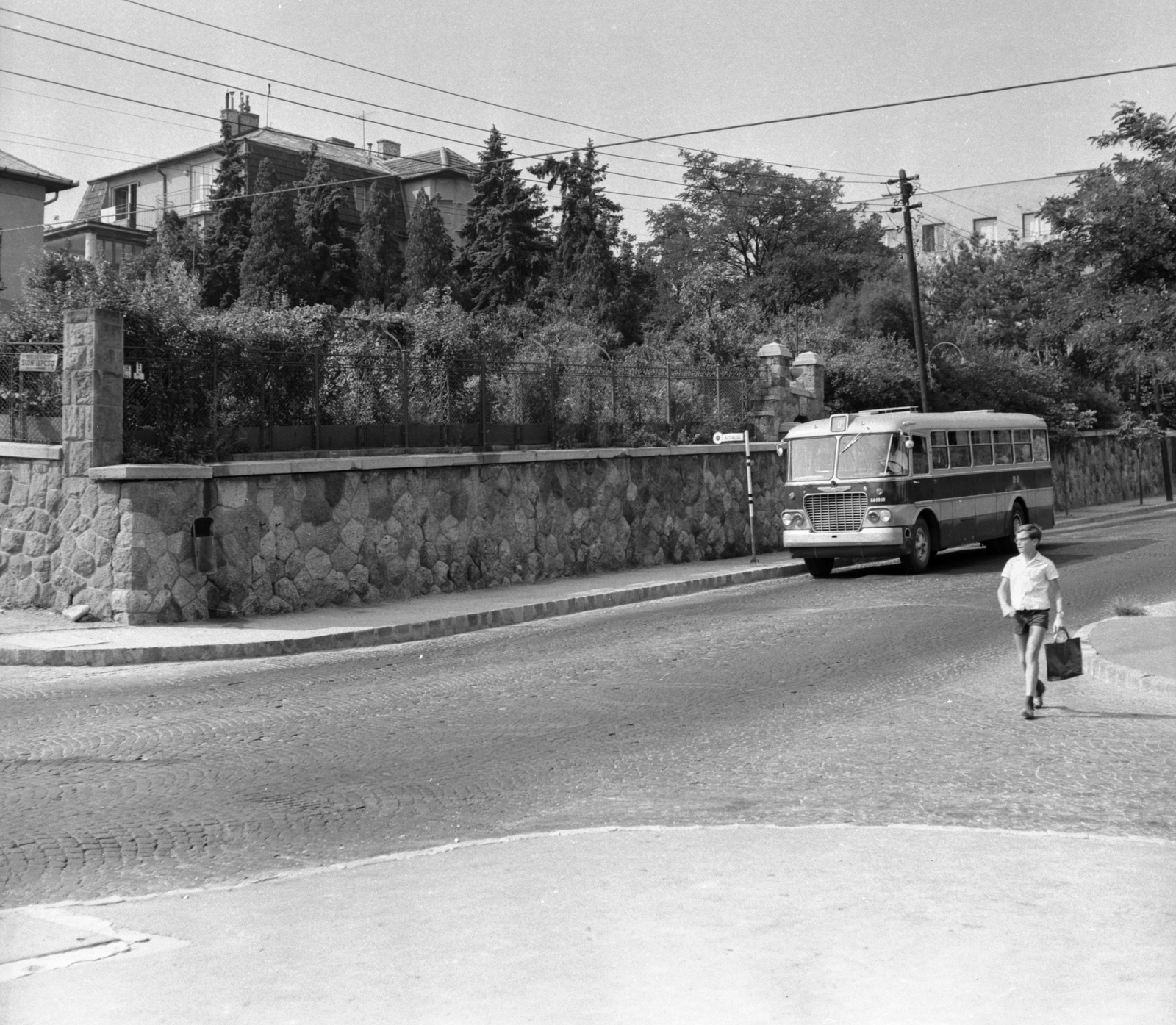 Hungary, Budapest XII., Hegyalja út a Sion lépcsőnél., 1970, FŐMTERV, Budapest, Fortepan #252707
