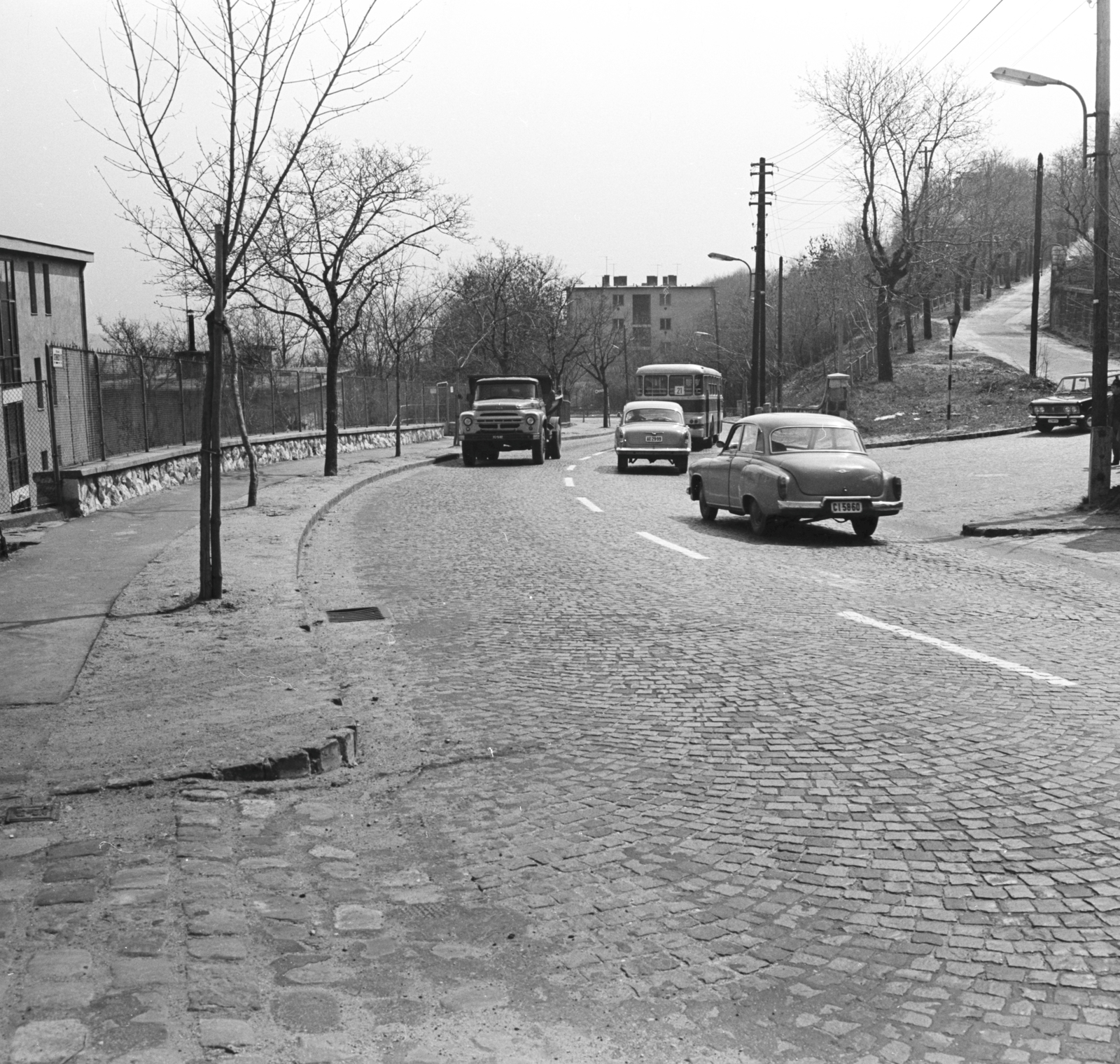 Hungary, Budapest XII., Istenhegyi út a Zsibói utc sarkánál, jobbra az Óra út torkolata., 1970, FŐMTERV, number plate, Budapest, Fortepan #252721