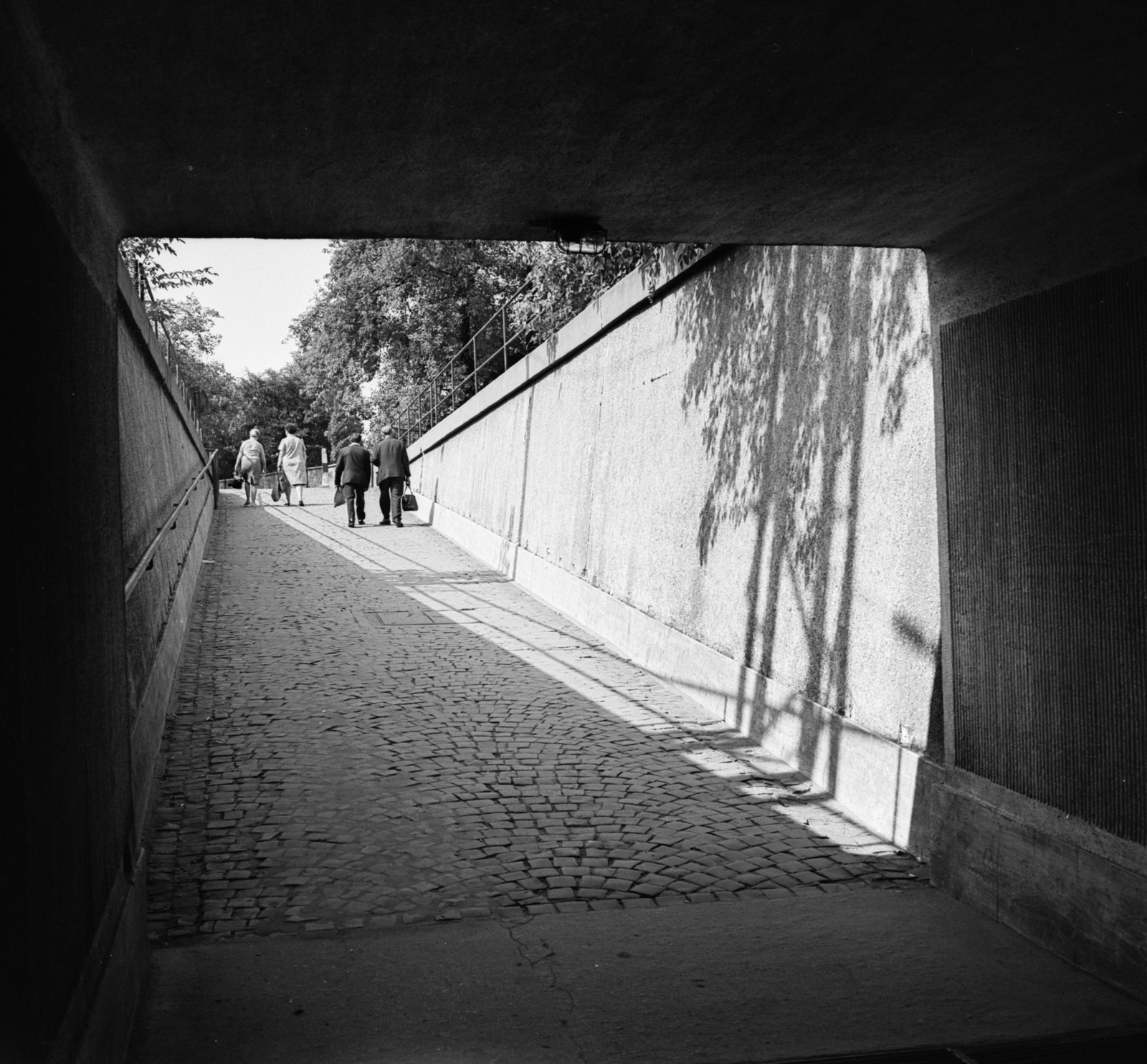 Hungary, Budapest IX., Gyáli úti gyalogos aluljáró a Péceli utcától a Fék utca felé., 1970, FŐMTERV, Budapest, Fortepan #252795