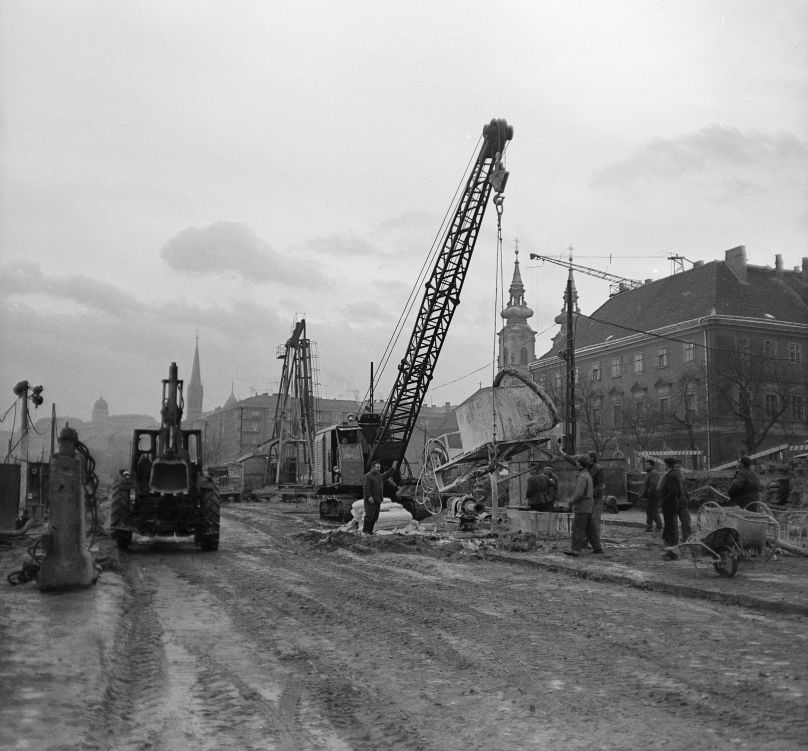 Hungary, Budapest I., Bem rakpart, résfal készítése a szentendrei HÉV Batthyány térre történő bevezető szakaszának építésekor., 1970, FŐMTERV, Budapest, Fortepan #252831