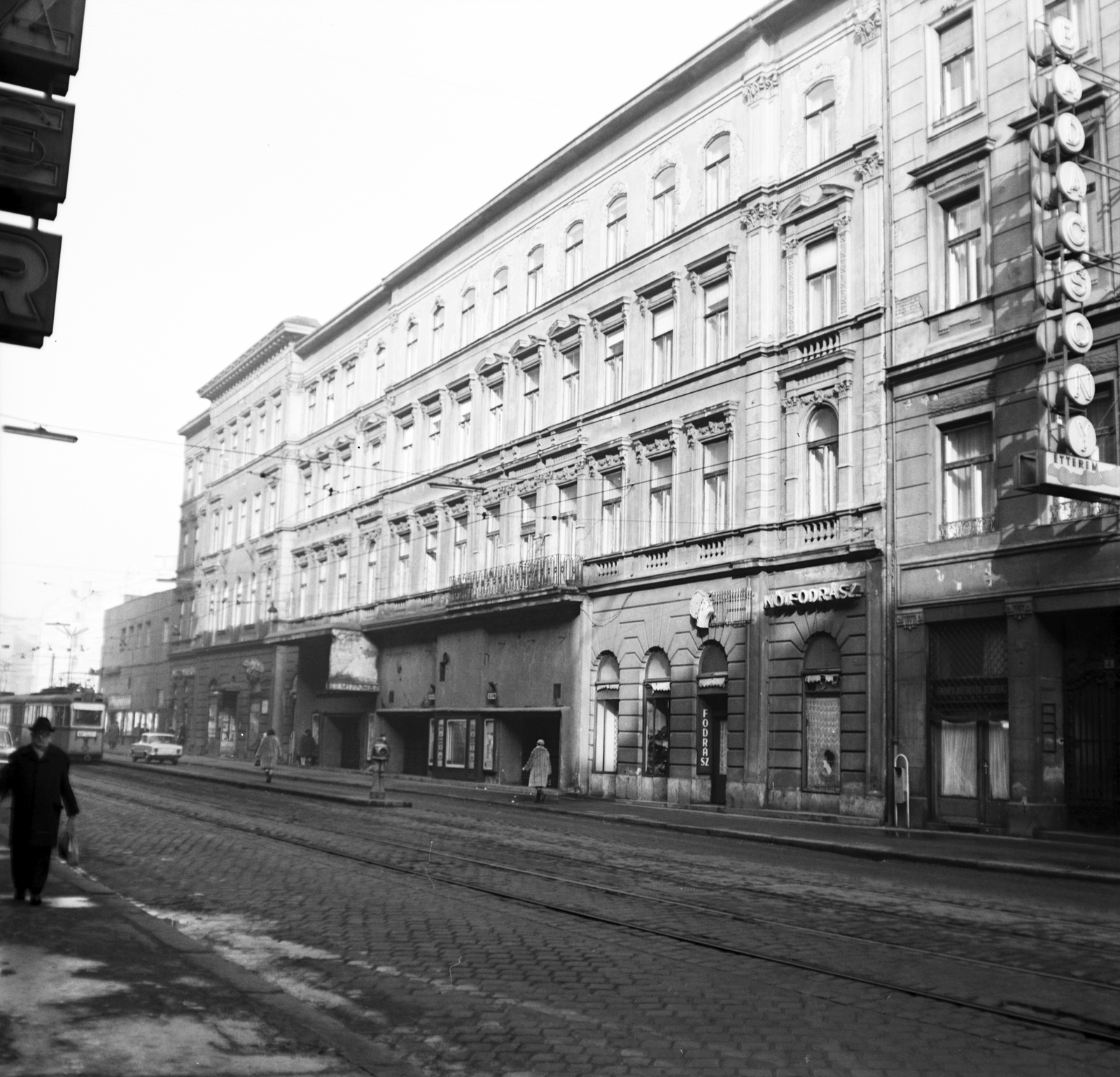 Hungary, Budapest VIII., szemben az Üllői út 2-4. (ekkor 4.) számú ház., 1971, FŐMTERV, Budapest, Fortepan #252876