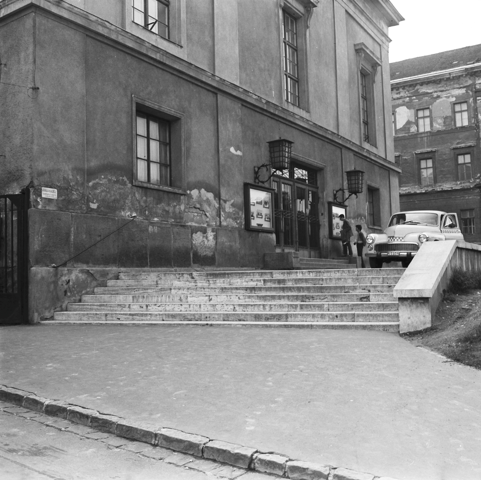 Hungary, Budapest VIII., Ludovika (Kun Béla) tér 6., Alfa mozi., 1971, FŐMTERV, Budapest, Fortepan #252960