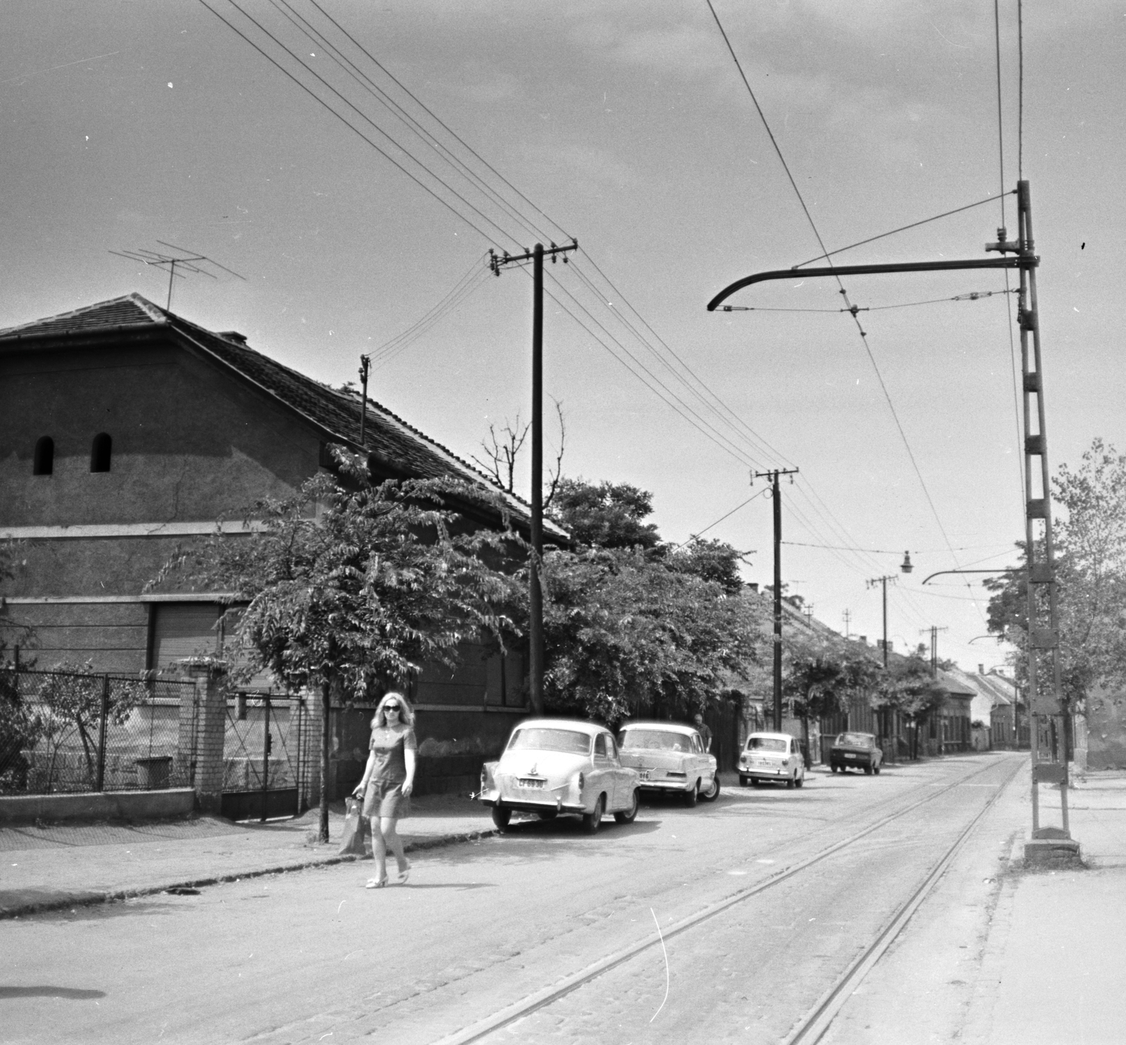 Magyarország, Budapest XX., Ady Endre utca a János térnél, szemben a villamosvonal a Határ út felé vezet., 1971, FŐMTERV, Domonkos Endre, Budapest, Fortepan #252995