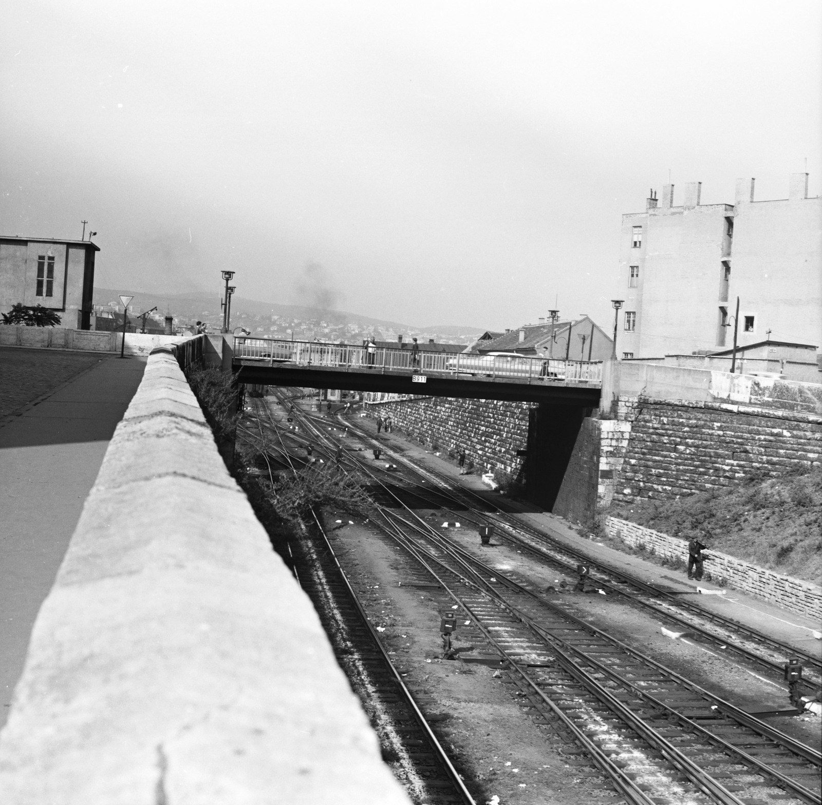 Hungary, Budapest XII., Györi út, szemben a déli vasút vonala feletti híd a Márvány utcánál., 1971, FŐMTERV, Budapest, Fortepan #253082
