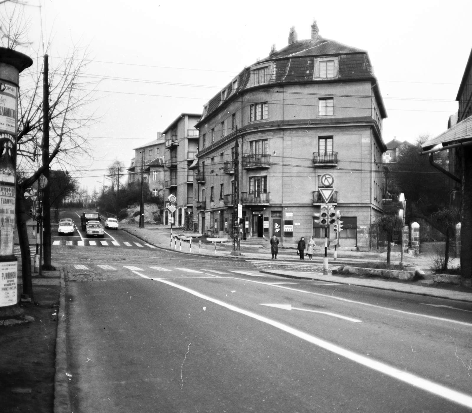 Magyarország, Budapest XI.,Budapest XII., Hegyalja út az Alkotás utca - Budaörsi út találkozásánál / BAH csomópont., 1971, FŐMTERV, Domonkos Endre, Budapest, Fortepan #253096