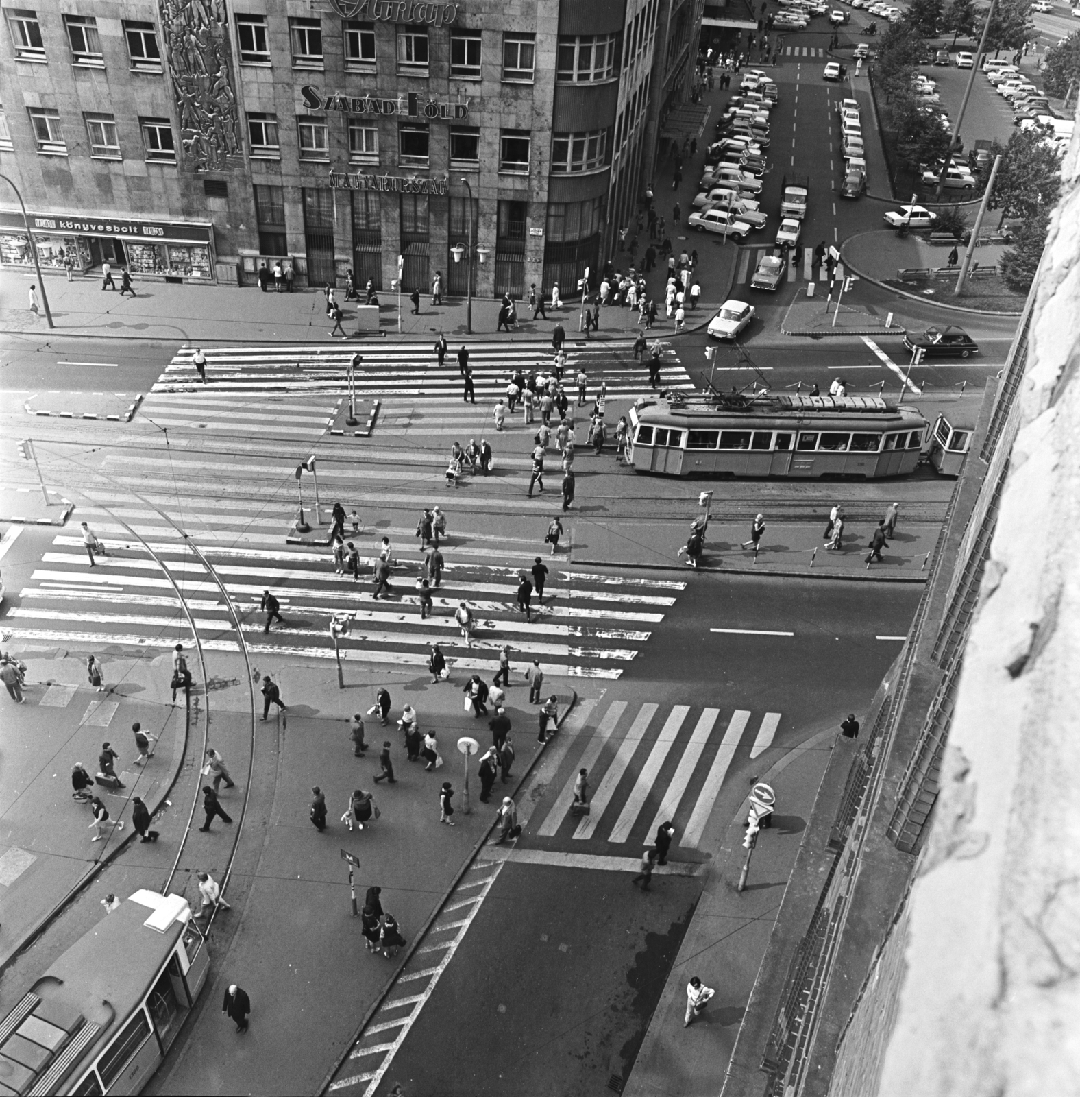 Magyarország, Budapest VIII., Népszínház utca, kilátás a József körút és a Balaha Lujza tér felé., 1972, FŐMTERV, Domonkos Endre, Budapest, Fortepan #253237
