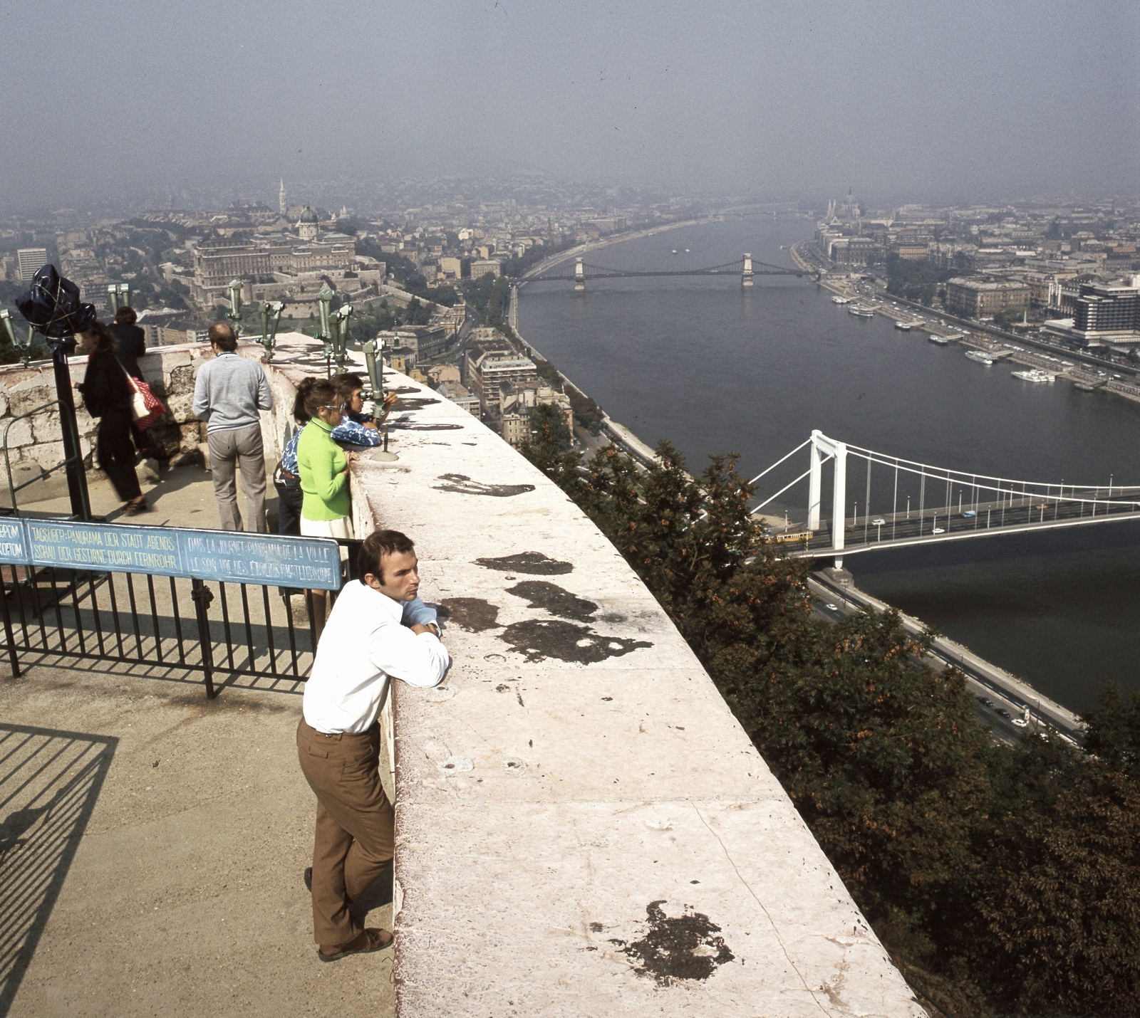 Hungary, Budapest XI.,Budapest I.,Budapest V., kilátás a Citadellától a budai Vár és a Duna felé., 1972, FŐMTERV, Budapest, Fortepan #253279