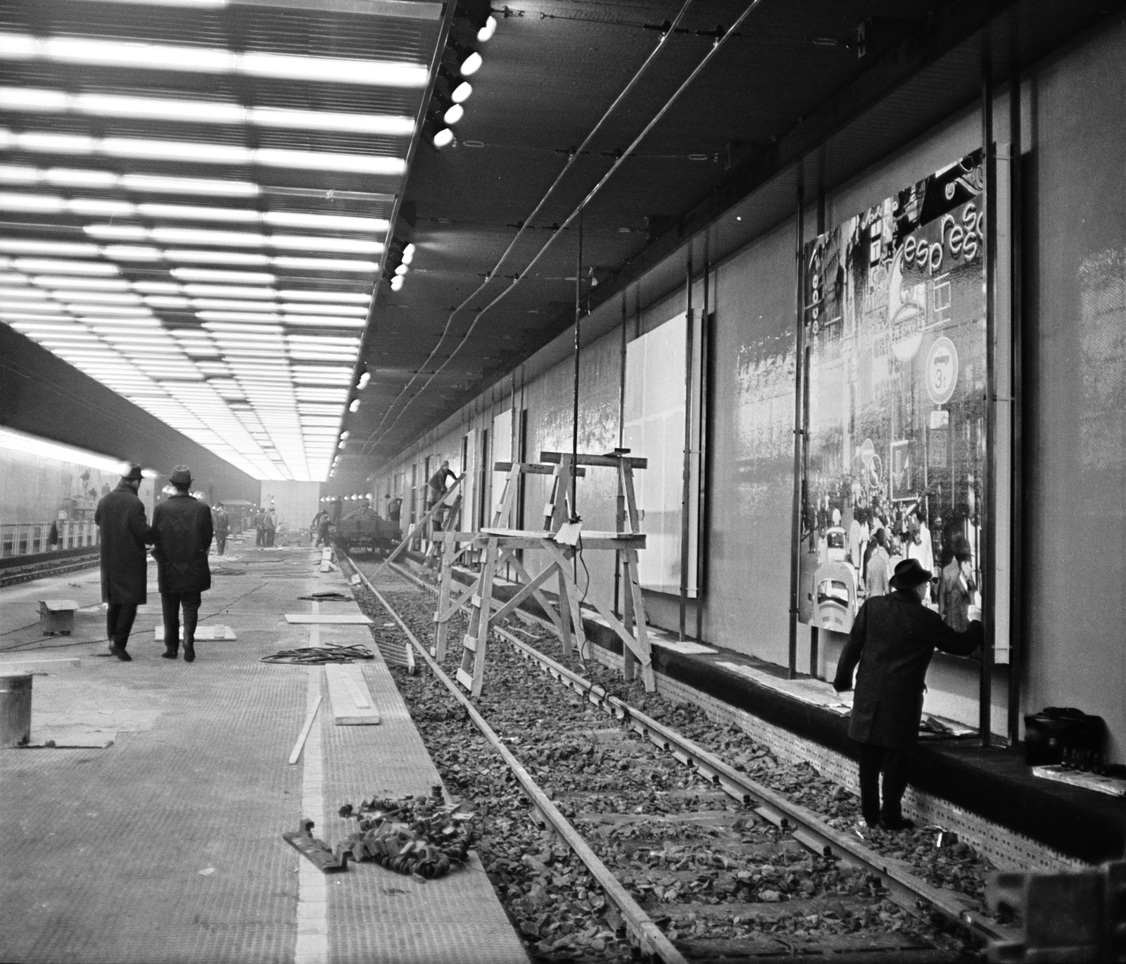 Magyarország, Budapest I., Batthyány tér, a HÉV végállomás építésének befejező munkálatai., 1972, FŐMTERV, Domonkos Endre, Budapest, Fortepan #253299