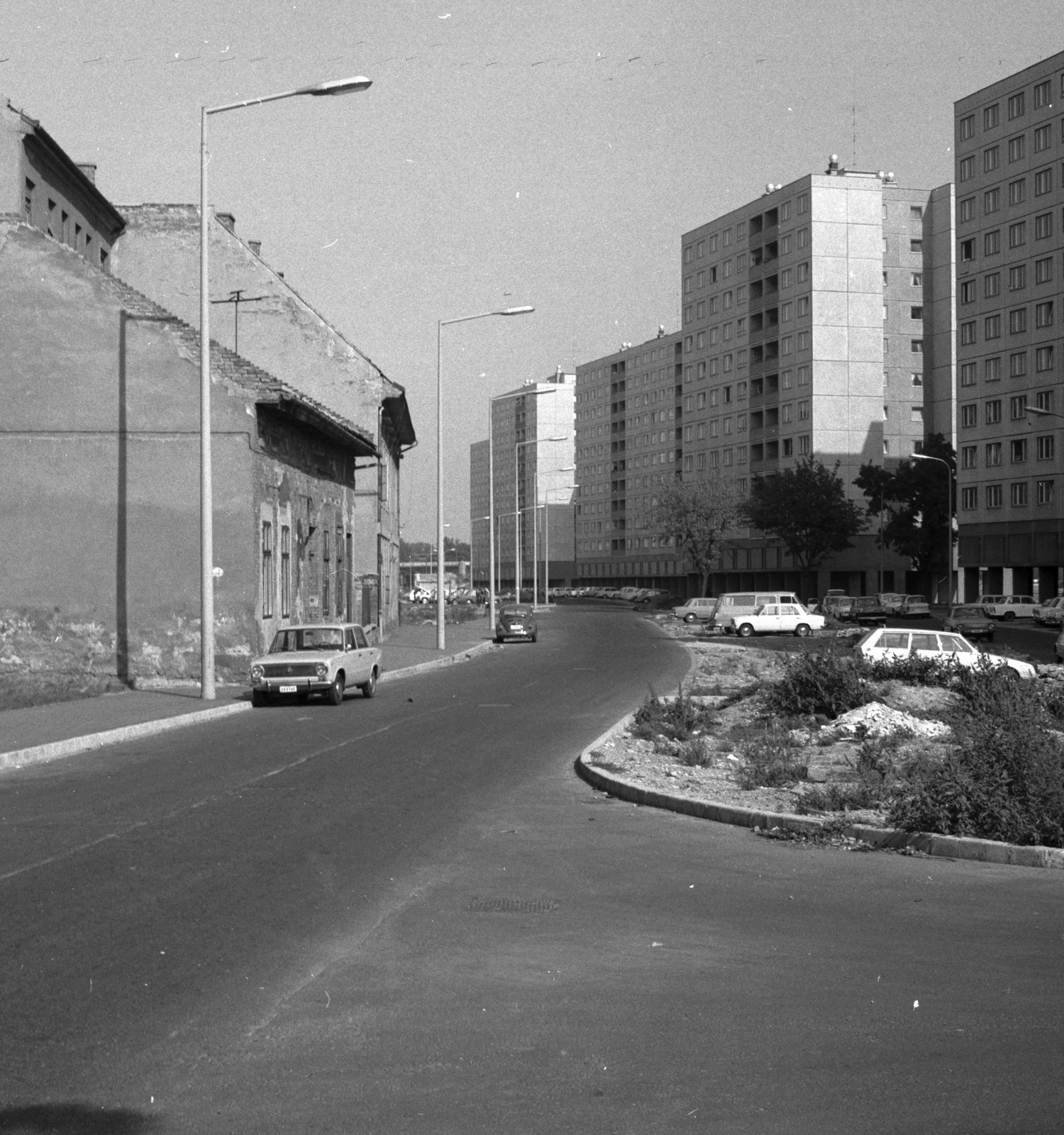 Hungary, Óbuda, Budapest III., a Lajos utca Textilgyár utca - Tímár utca - Goldberger Leó utca közötti panelházai., 1975, FŐMTERV, Budapest, Fortepan #253628