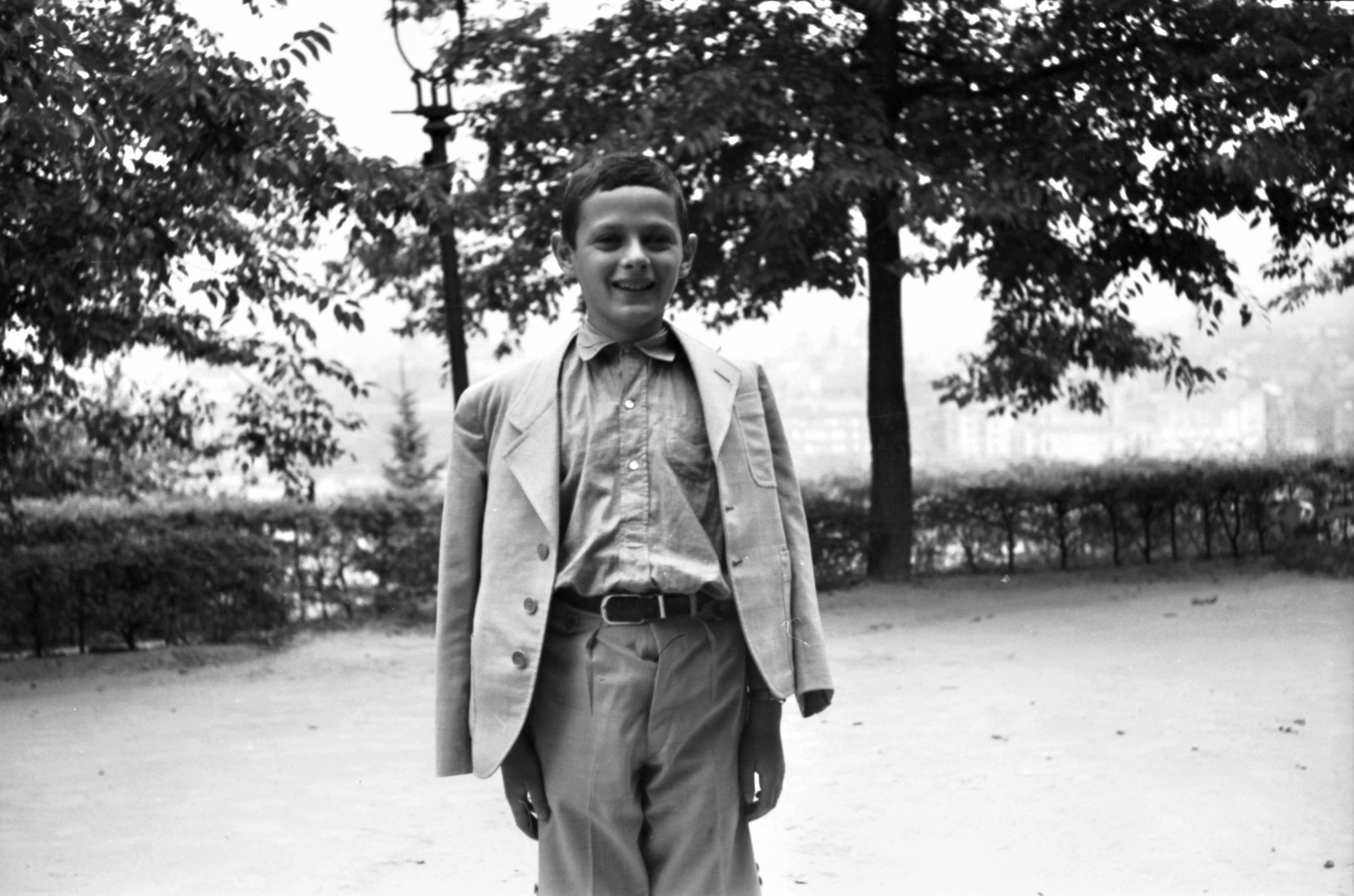 Hungary, Budapest I., Orom utcai játszótér., 1940, Fortepan, Budapest, boy, jacket, Fortepan #25399