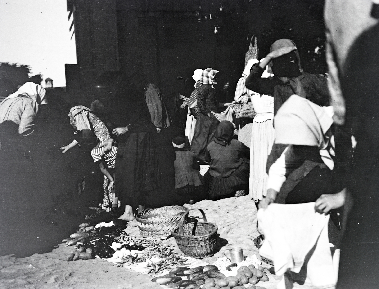 1914, Kriszt Béla, piac, zöldség, fonott áru, Fortepan #254296